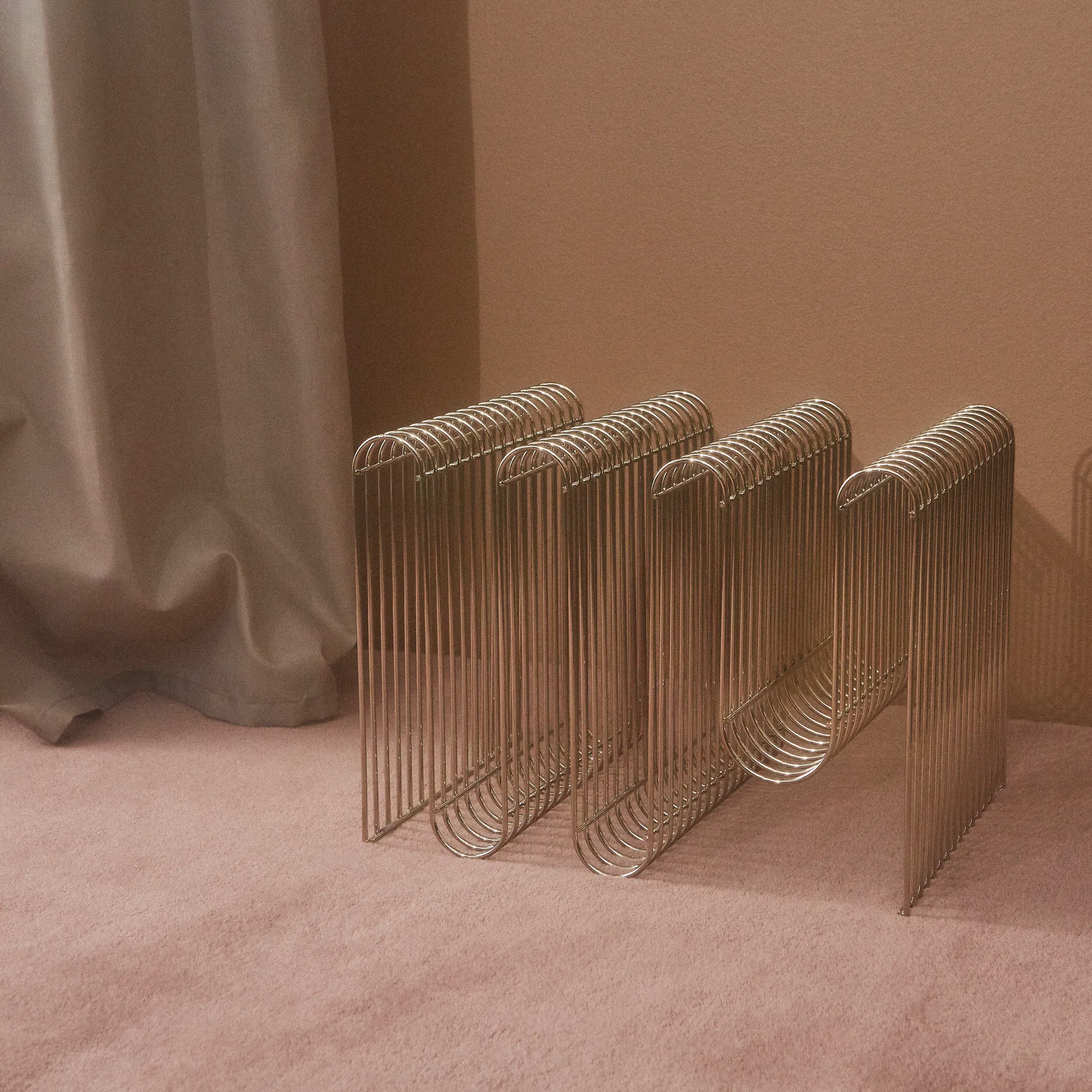 Curva tijdschriftenstandaard, zilver AYTM