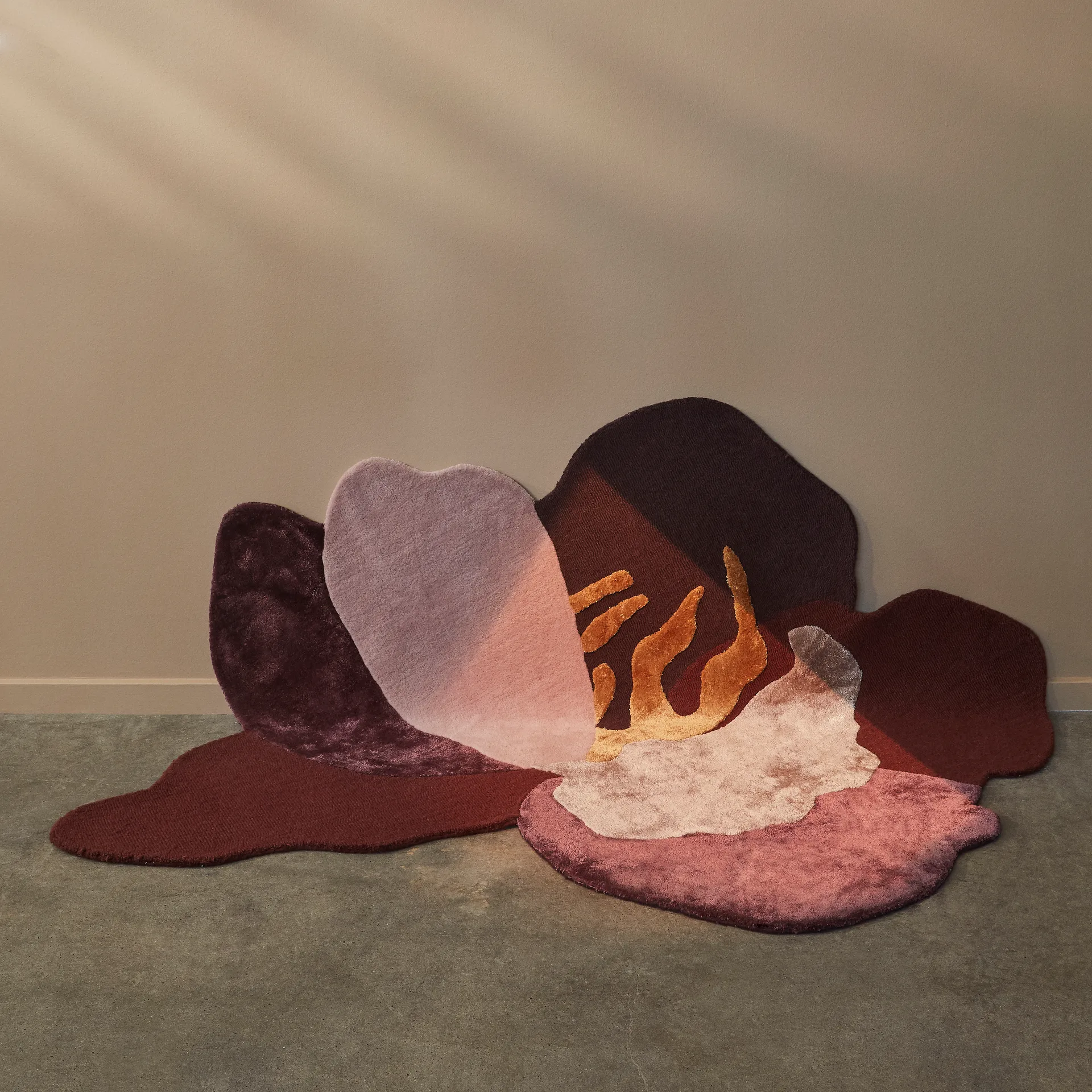 Flores vloerkleed, 190x150 cm AYTM