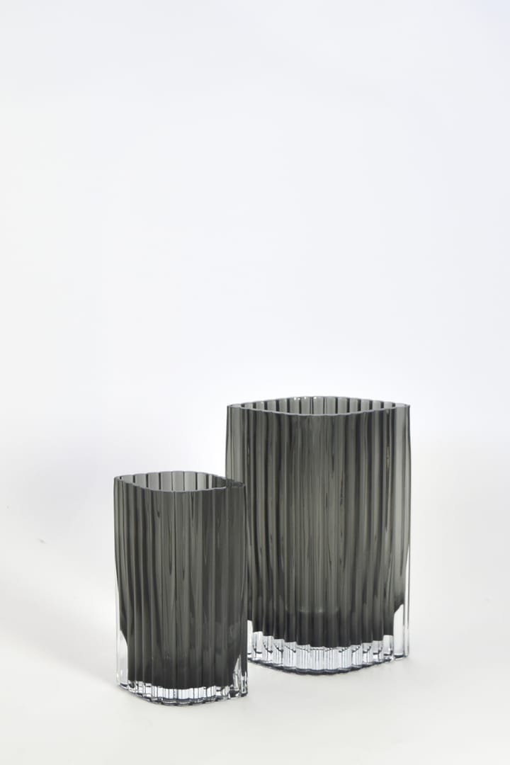Folium vaas 20 cm, Zwart AYTM