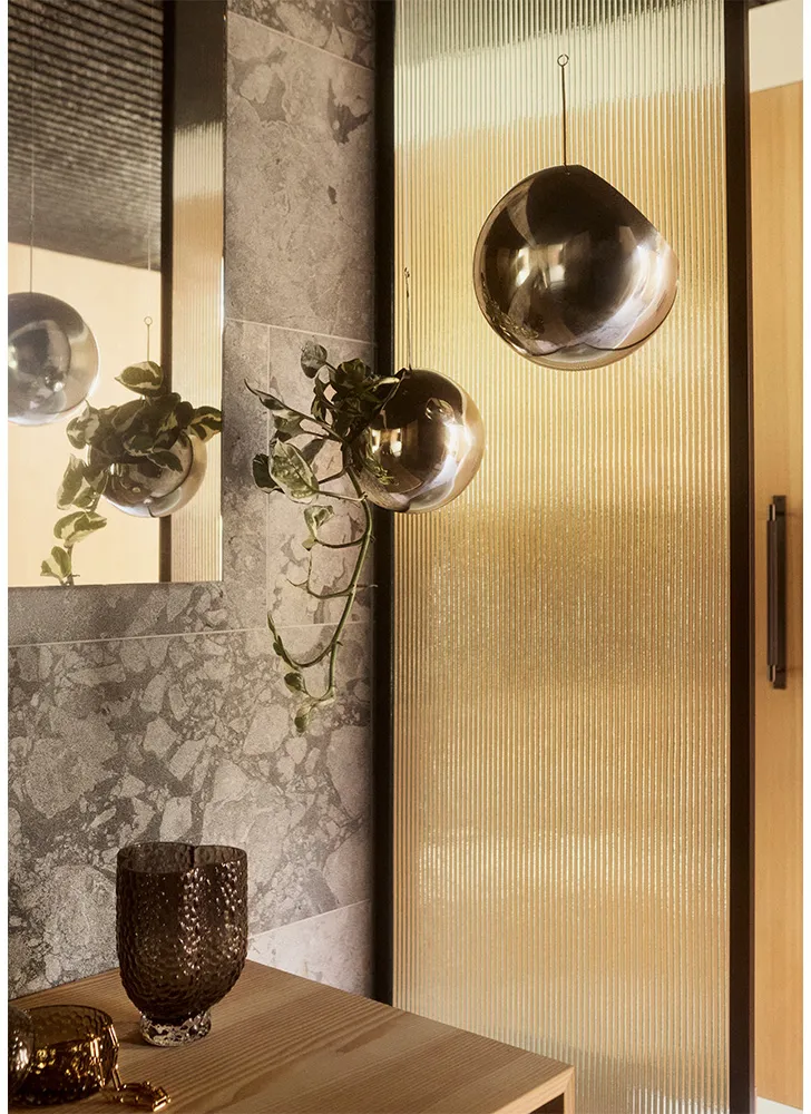 GLOBE hangende bloempot Ø17 cm h28 cm, Zilverkleurig AYTM