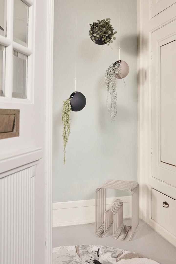GLOBE hangende bloempot Ø21 cm h32 cm, Black AYTM