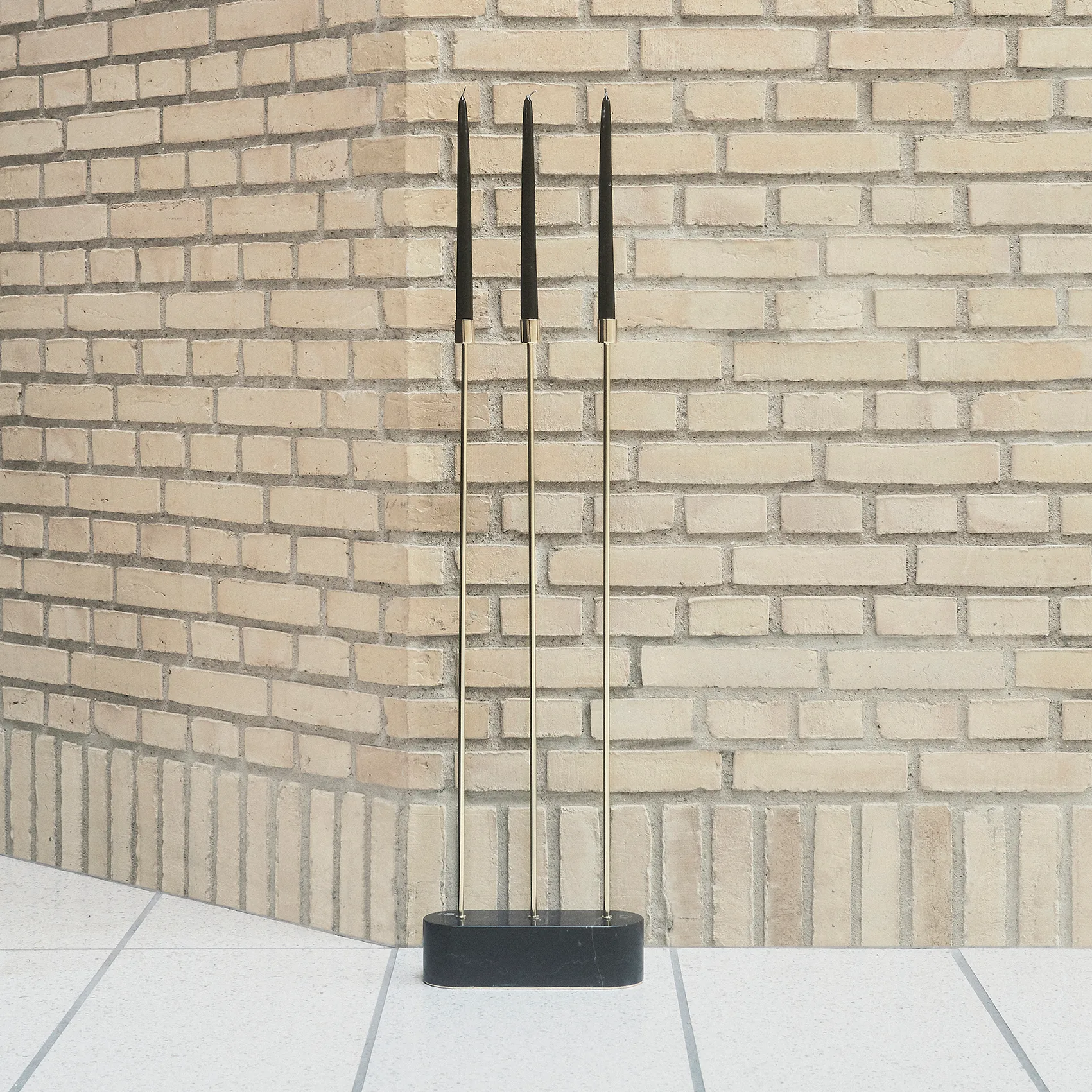 Grasil vloerkandelaar, Zwart-goud AYTM