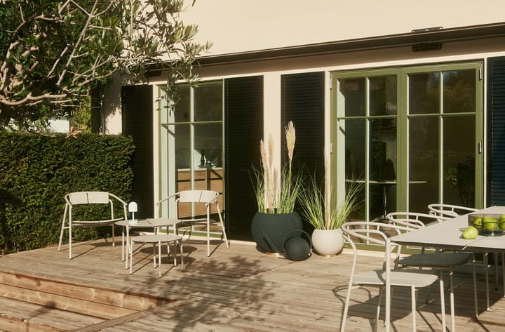 NOVO lounge stoel, taupe AYTM