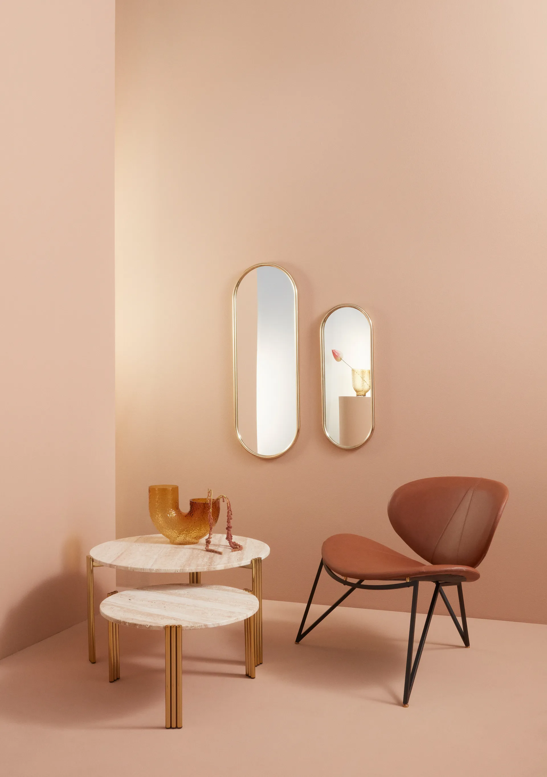 Semper loungestoel, Black-cognac AYTM