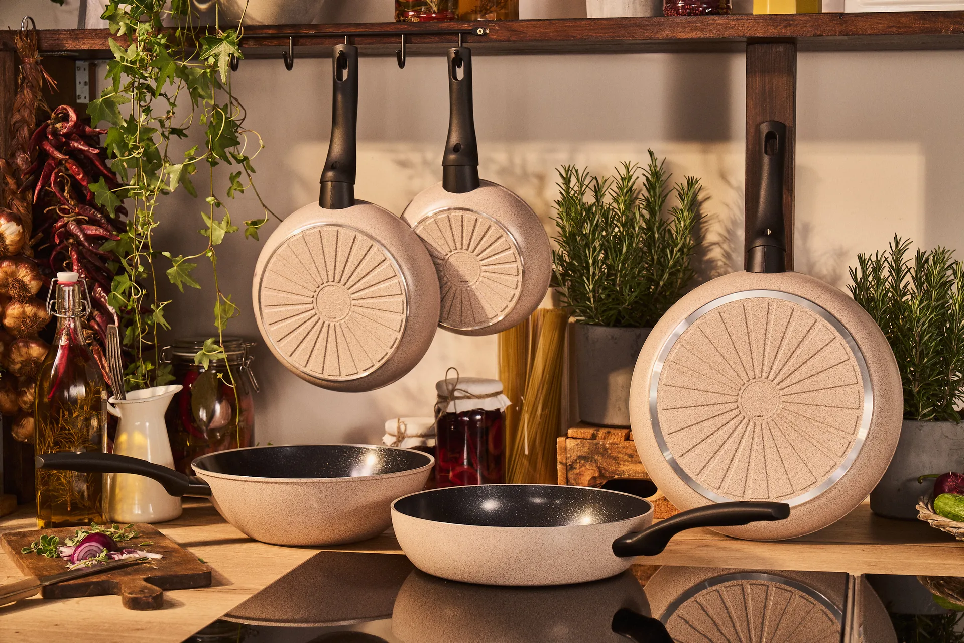 Ballarini Ledro keramische sauteerpan met glazen deksel, 28 cm Ballarini