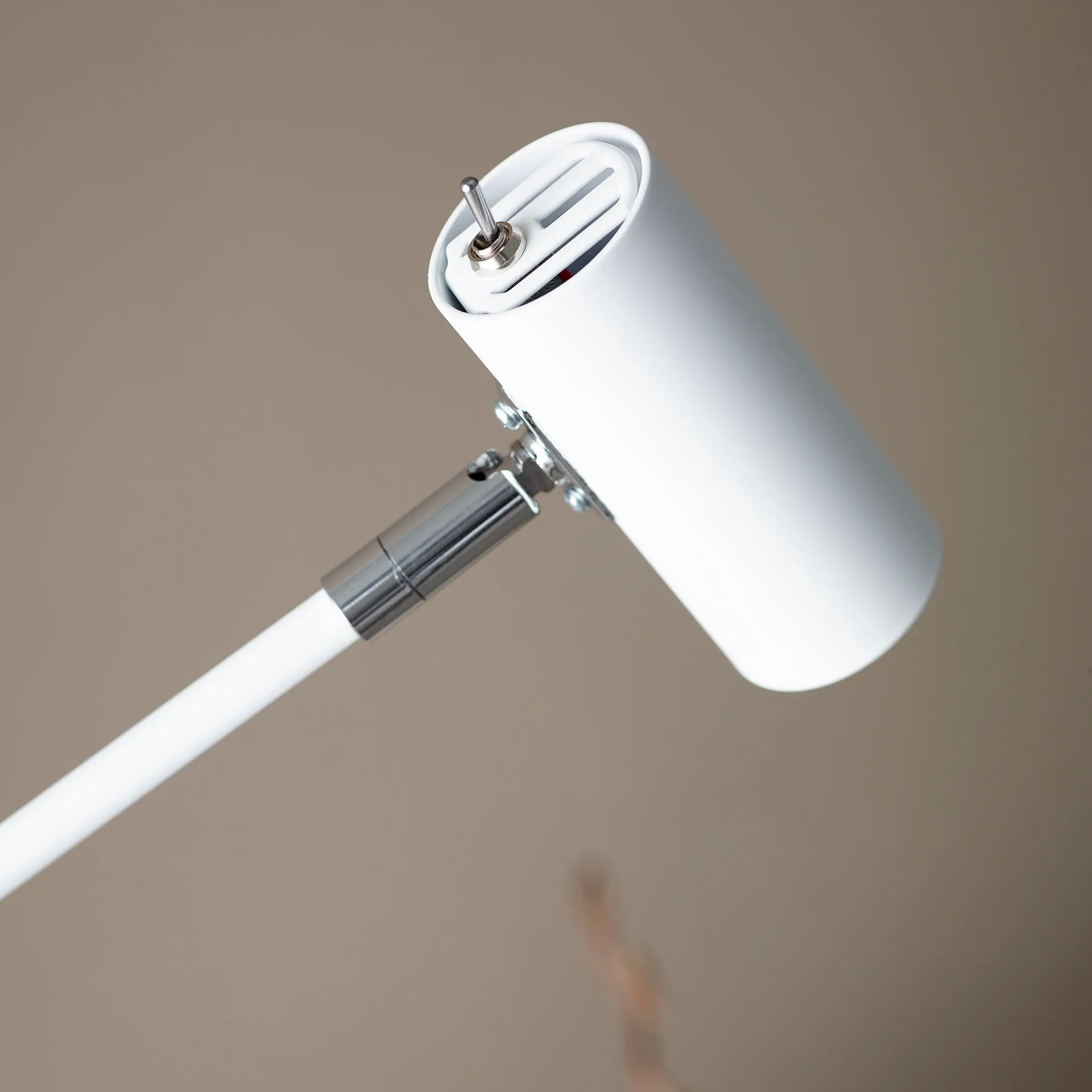 Cato vloerlamp, Matwit Belid