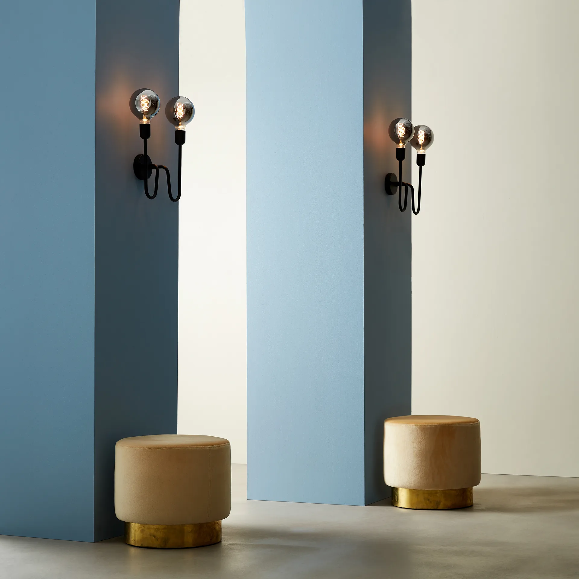 Regal Duo wandlamp vaste installatie, Zwart Belid