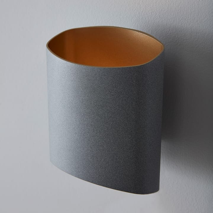 Sinne wandlamp, Beton-messing Belid