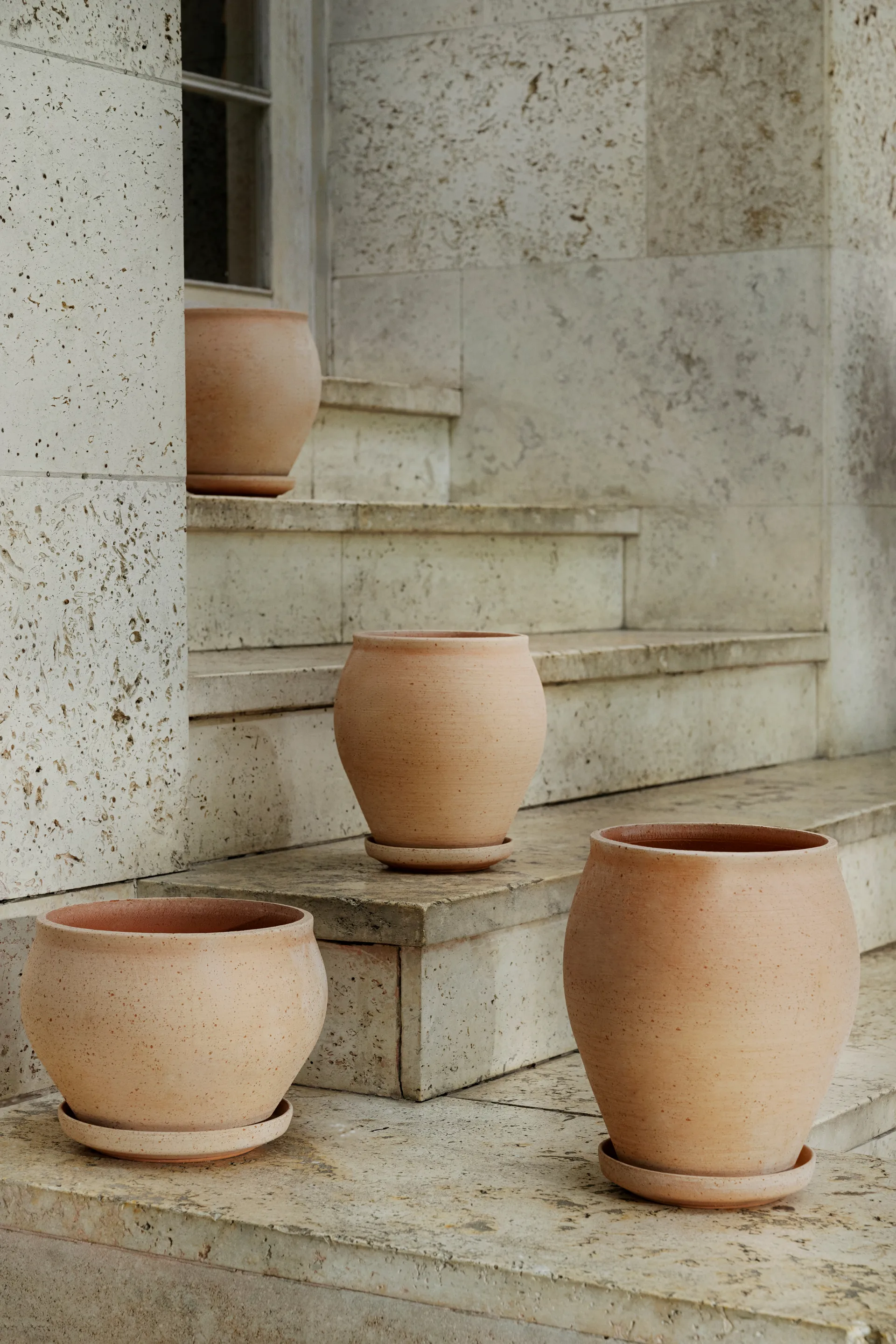 Delphi pot met schotel 2-delig, Roze, Ø22 cm, hoog Bergs Potter