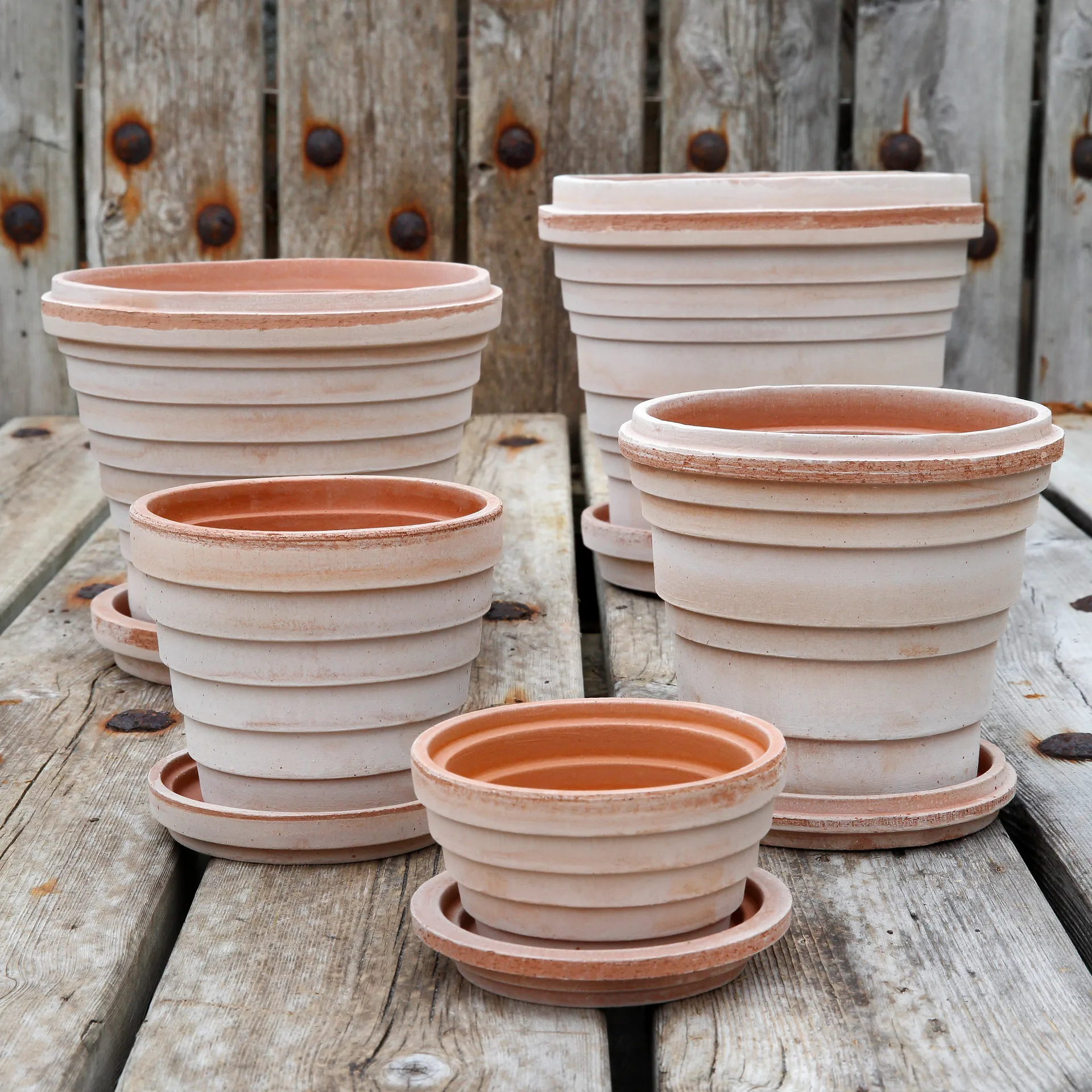 Planet Saturn pot Ø16 cm, Roze Bergs Potter