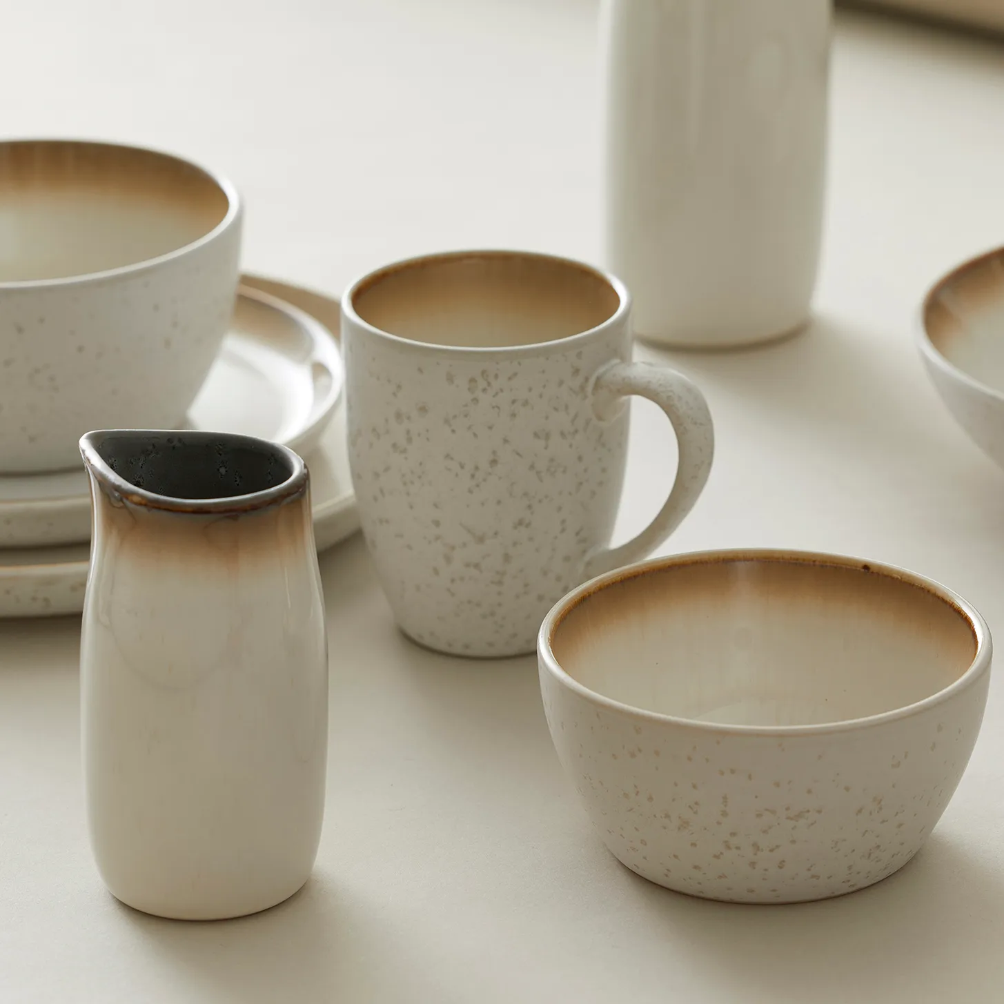 Bitz kom Ø10 cm roomwit, Roomwit-crème Bitz