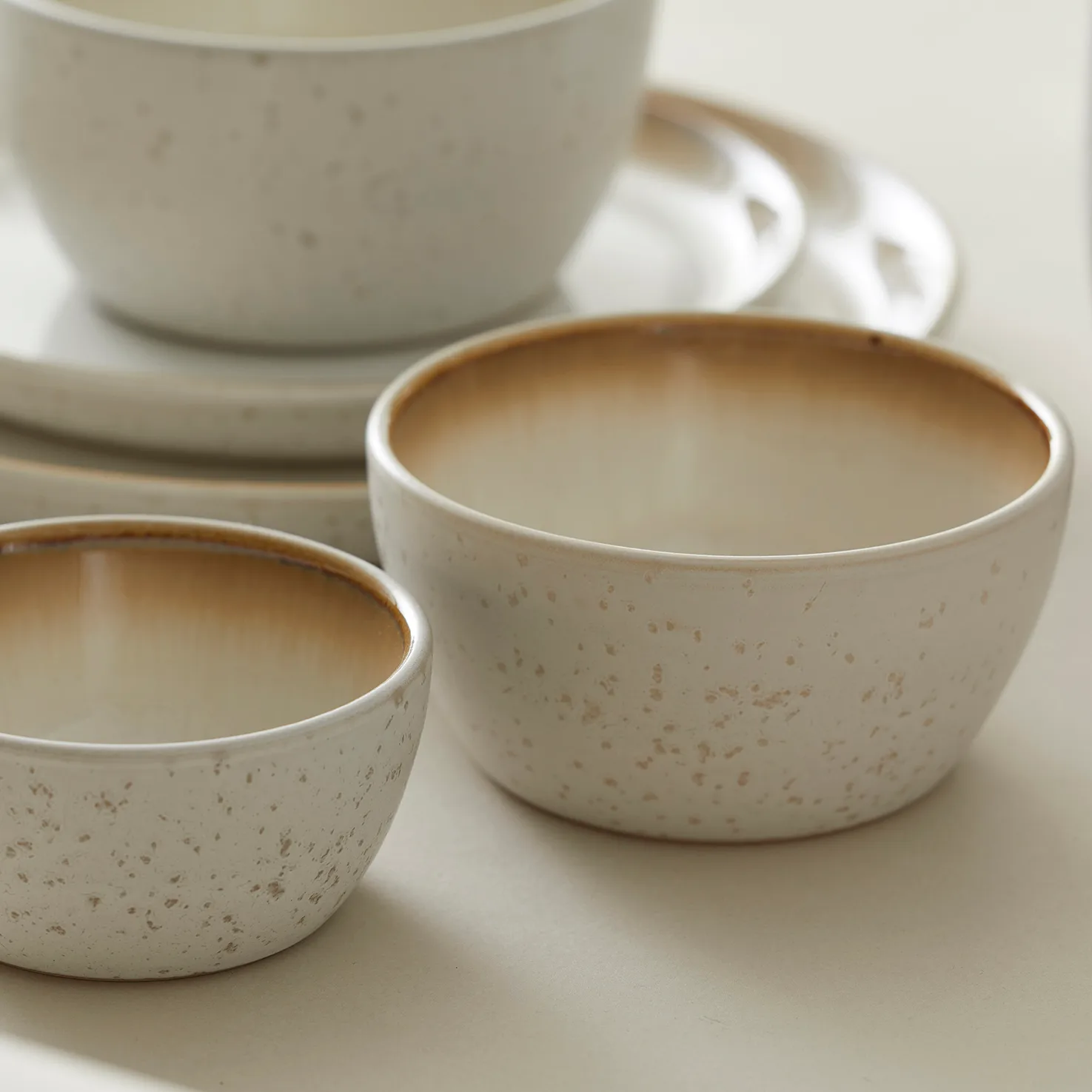 Bitz kom Ø14 cm roomwit, Roomwit-crème Bitz