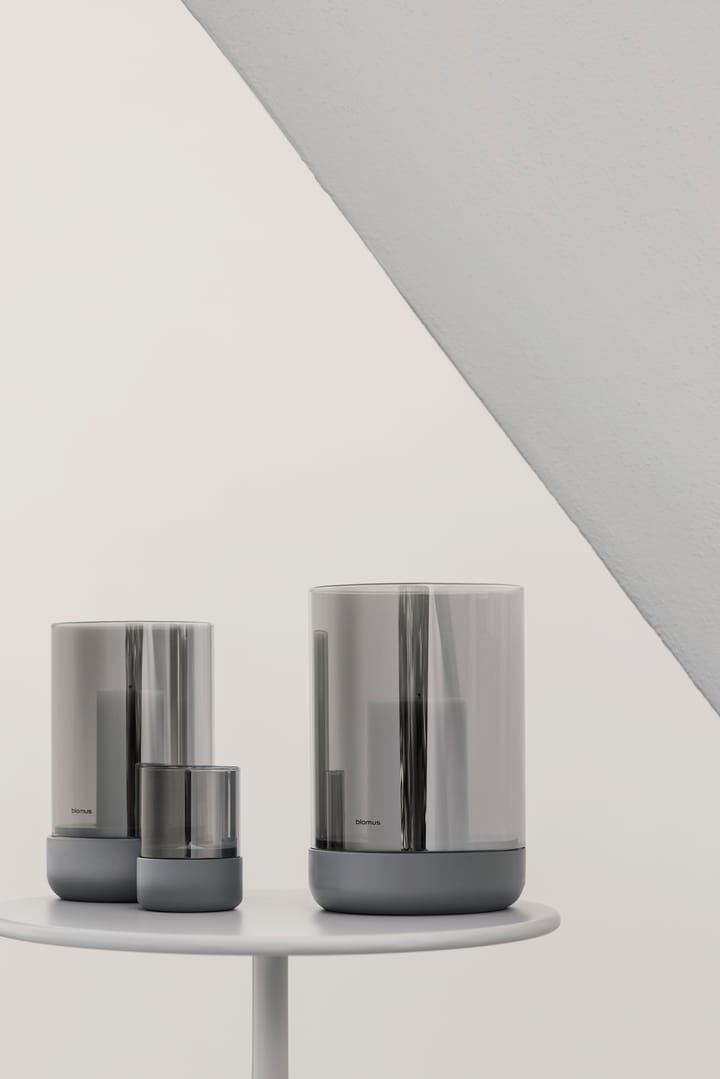 Calma waxinelichtjeshouder met waxinelichtje Ø10 cm, Steel grey Blomus