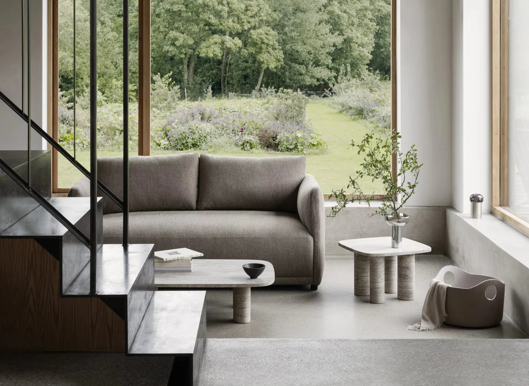 Iris LED-lamp 18 cm, Silver Metal blomus