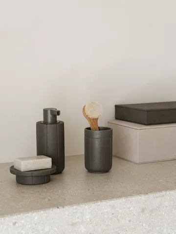 Kua zeepdispenser - Cedar Wood, 30 cl - blomus