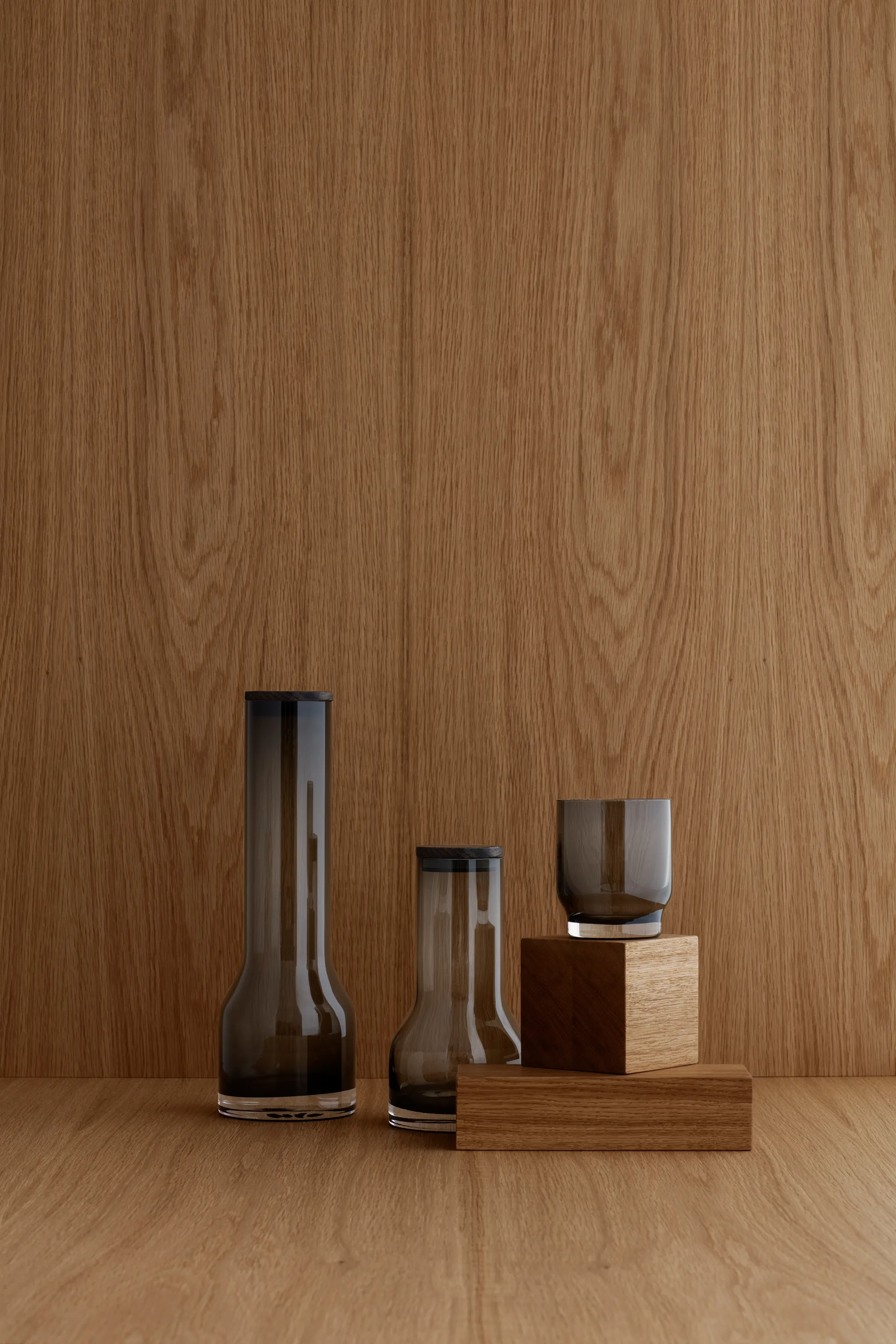 Lungo waterkaraf 0,6 L, Smoke blomus