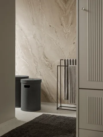 Modo handdoekhouder - Zwart, 86x60x18,5 cm - blomus