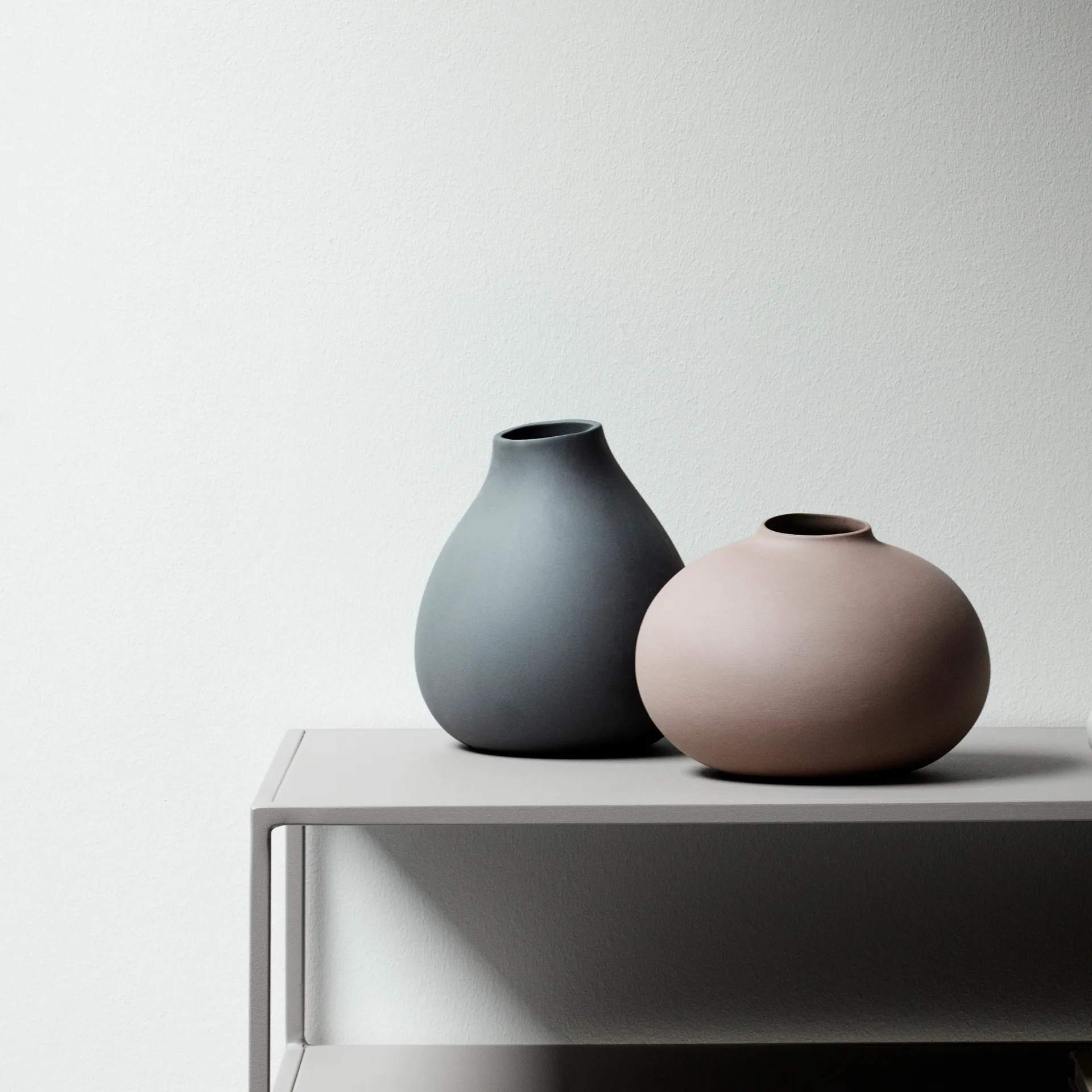 Nona vaas pewter, 17 cm blomus