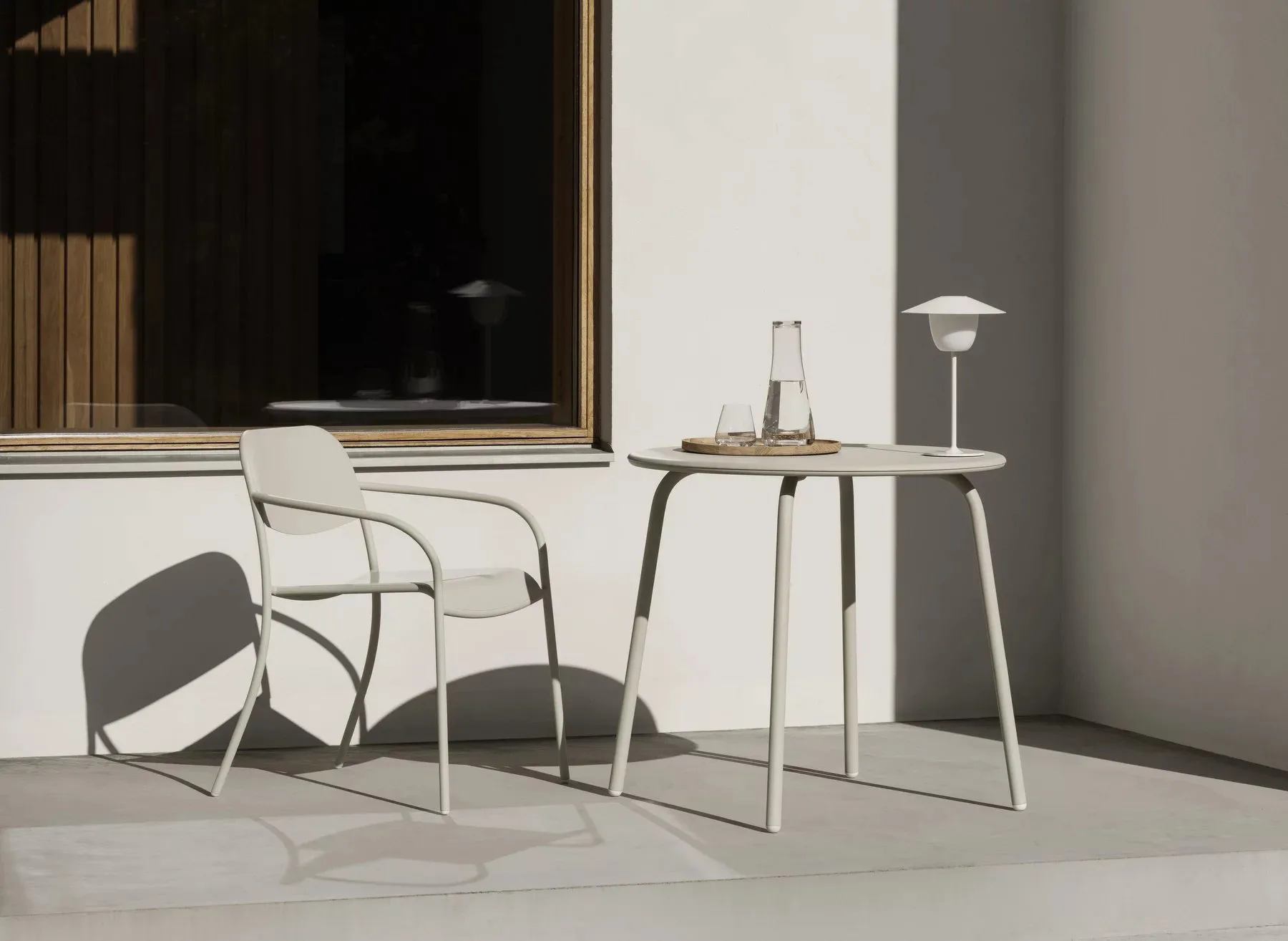 OKU dienblad S Ø25 cm, Eik blomus