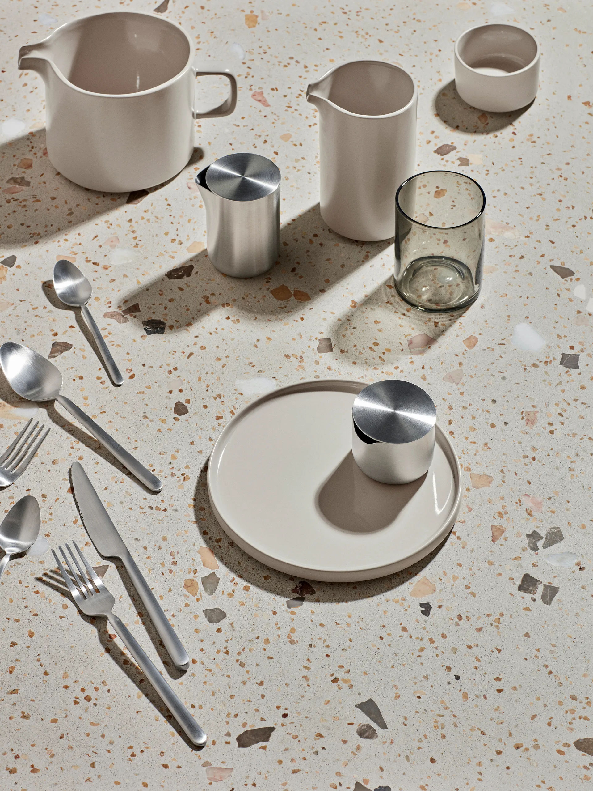 Pilar bordje Ø 14 cm, Moonbeam blomus