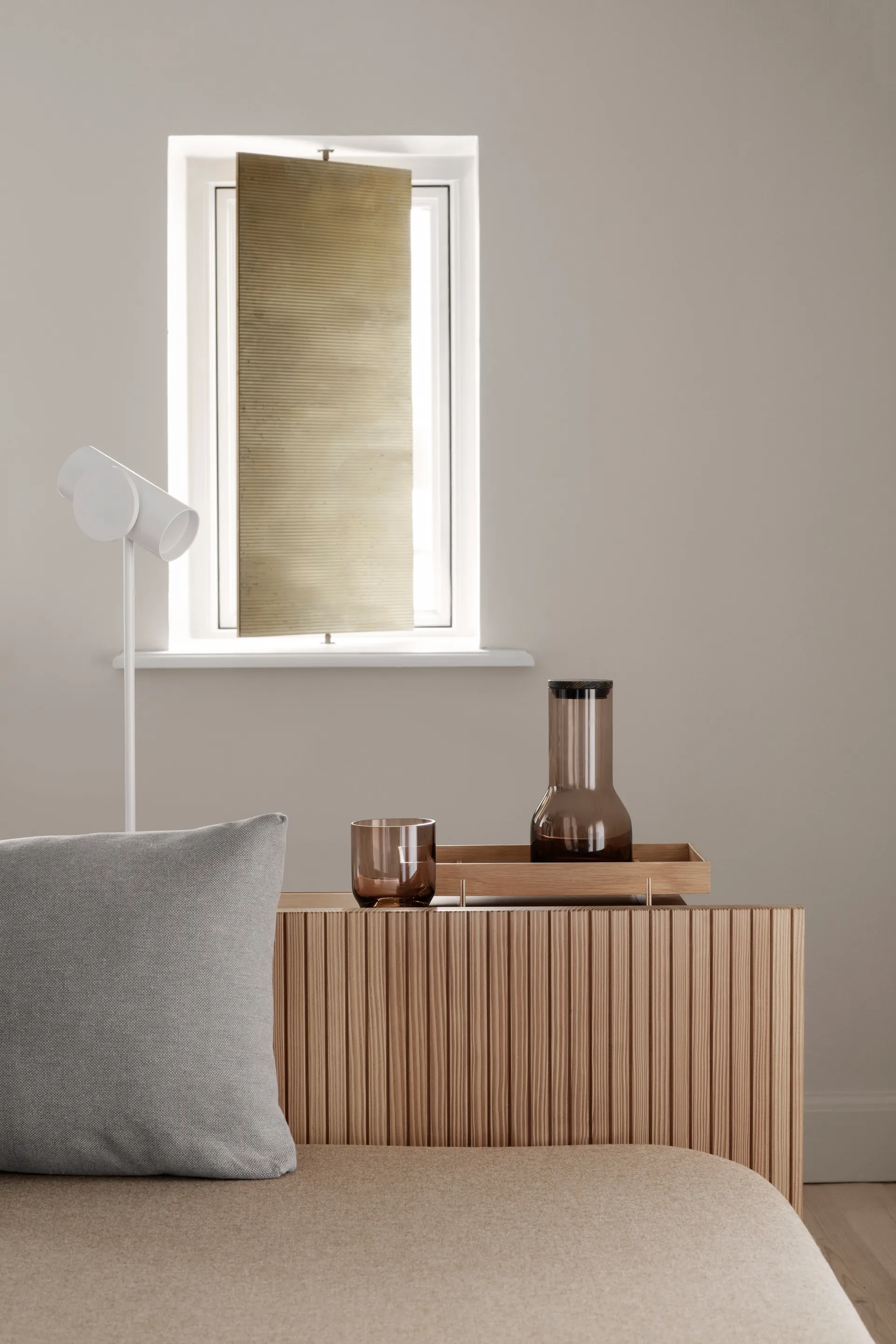 Stage tafellamp, Lily white blomus