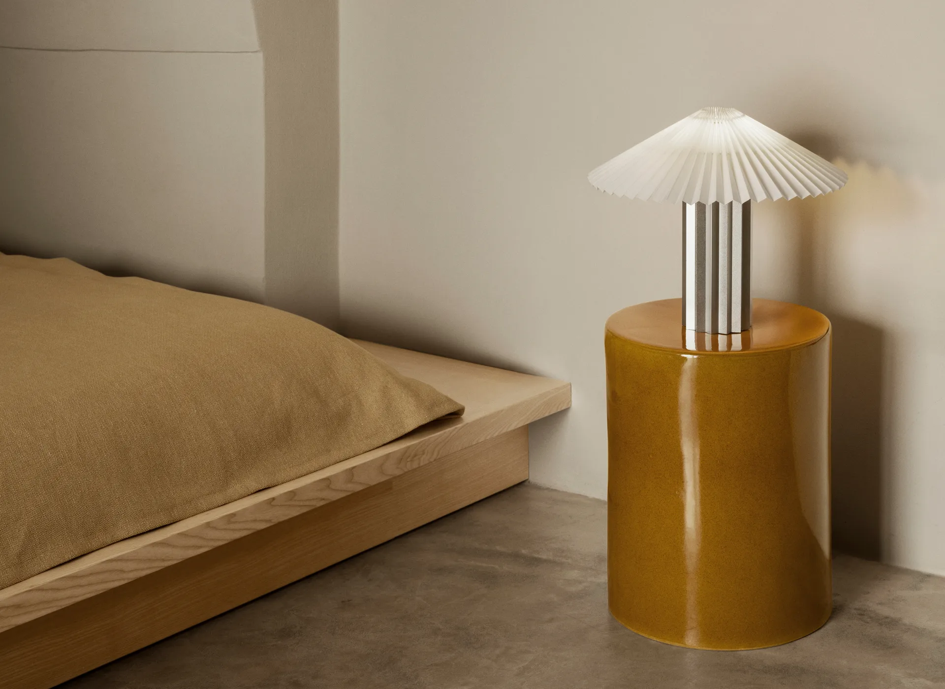 Taite tafellamp, Lily white, Ø36,5x31 cm blomus