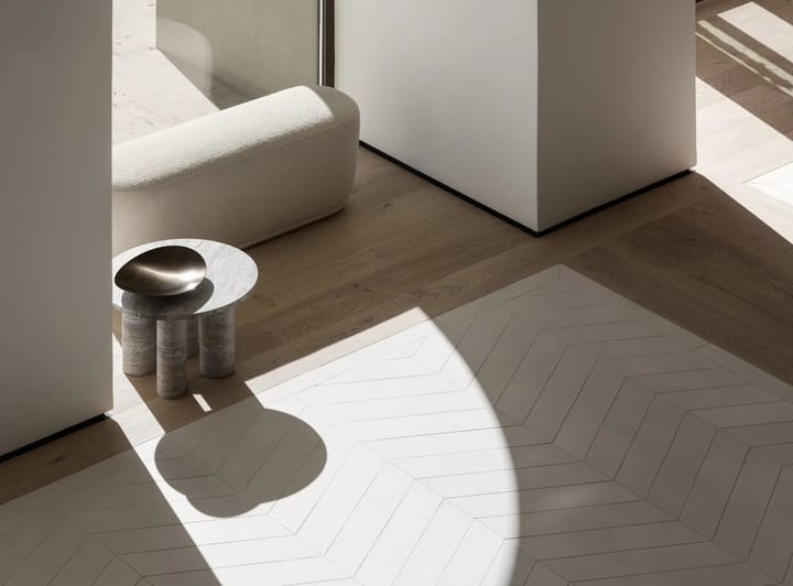 Volos bijzettafel S Ø52 cm, Silver Travertine blomus