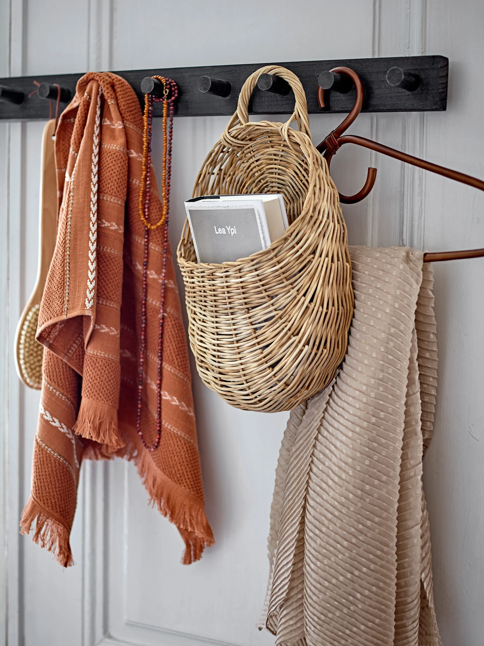 Arch kleerhanger rotan, Bruin Bloomingville