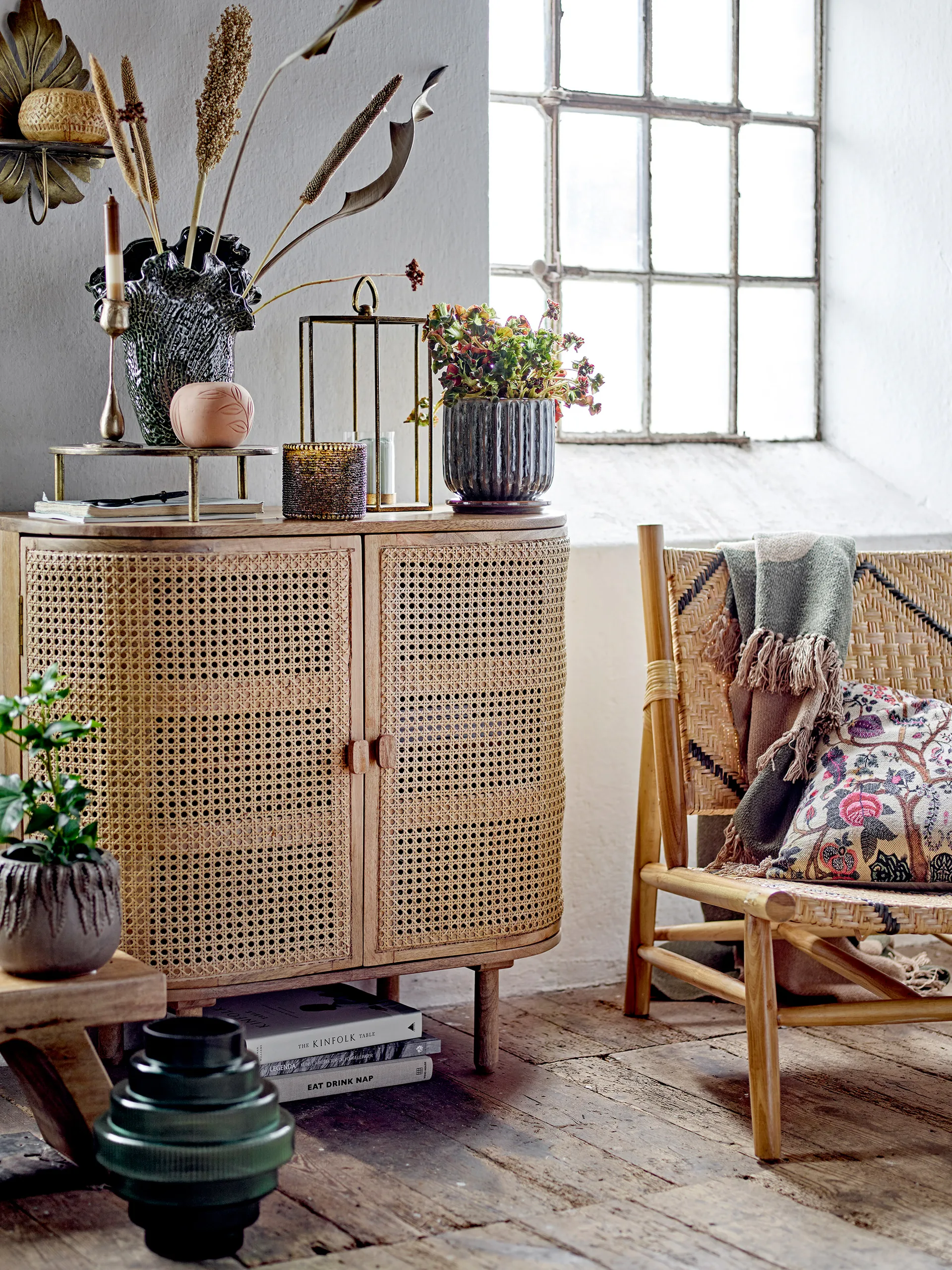 Bandol kast 80x40x75 cm, Mangohout Bloomingville