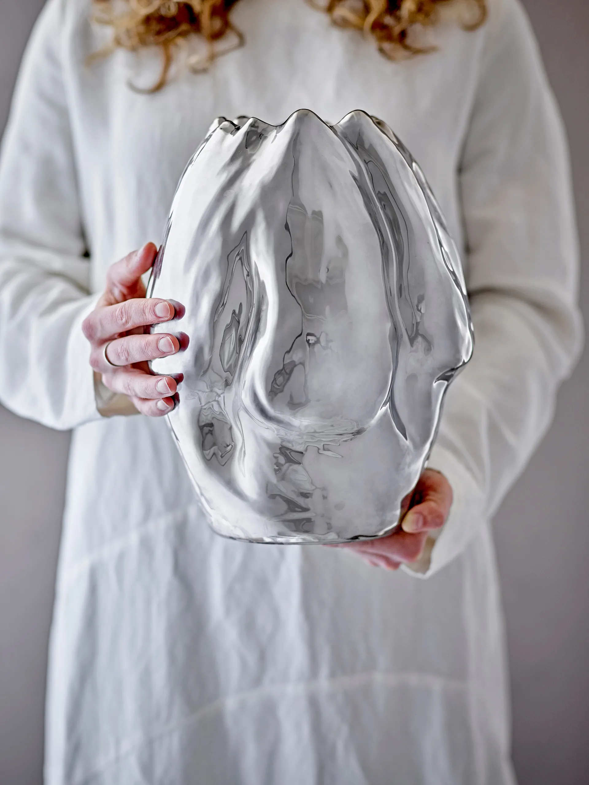 Bobby vaas 23,5x29 cm, Zilverkleurig Bloomingville