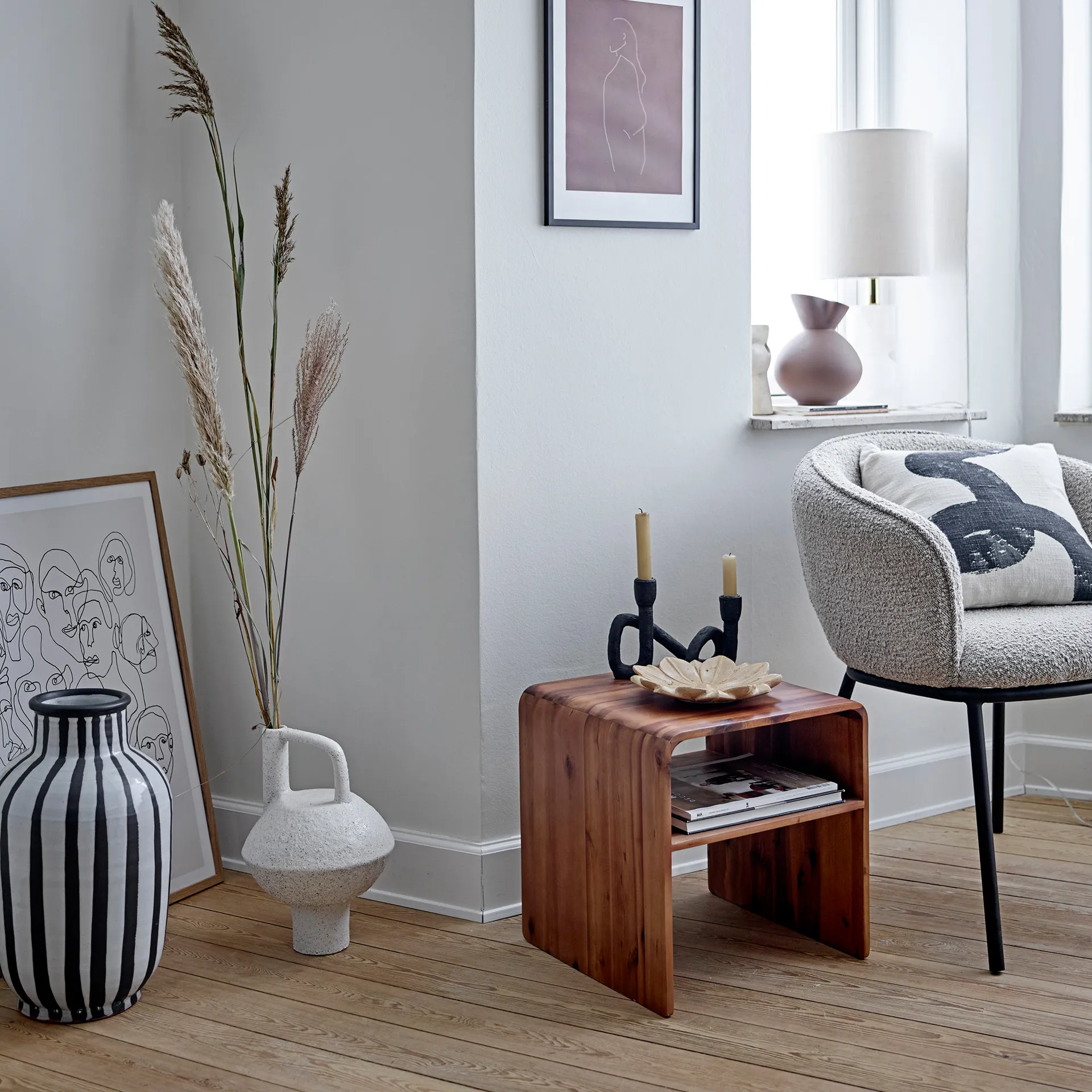 Hassel bijzettafel acacia, Bruin Bloomingville