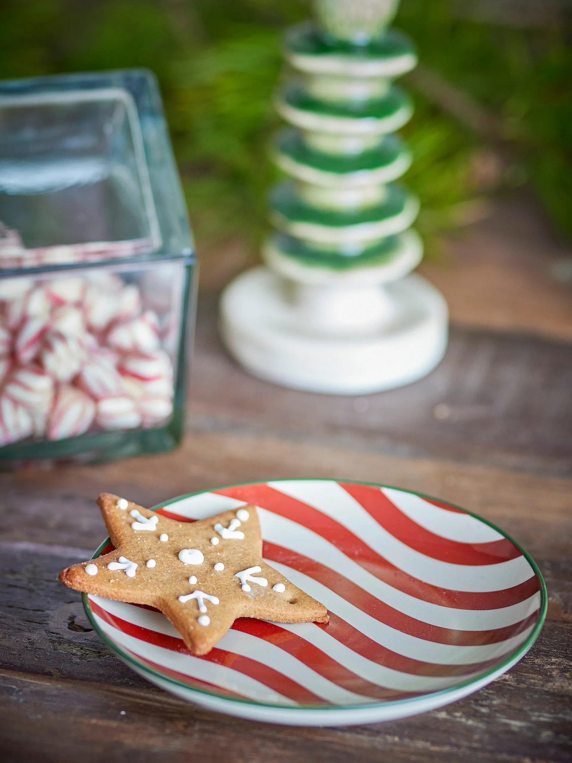 Jolly bord Ø16 cm, Rood Bloomingville