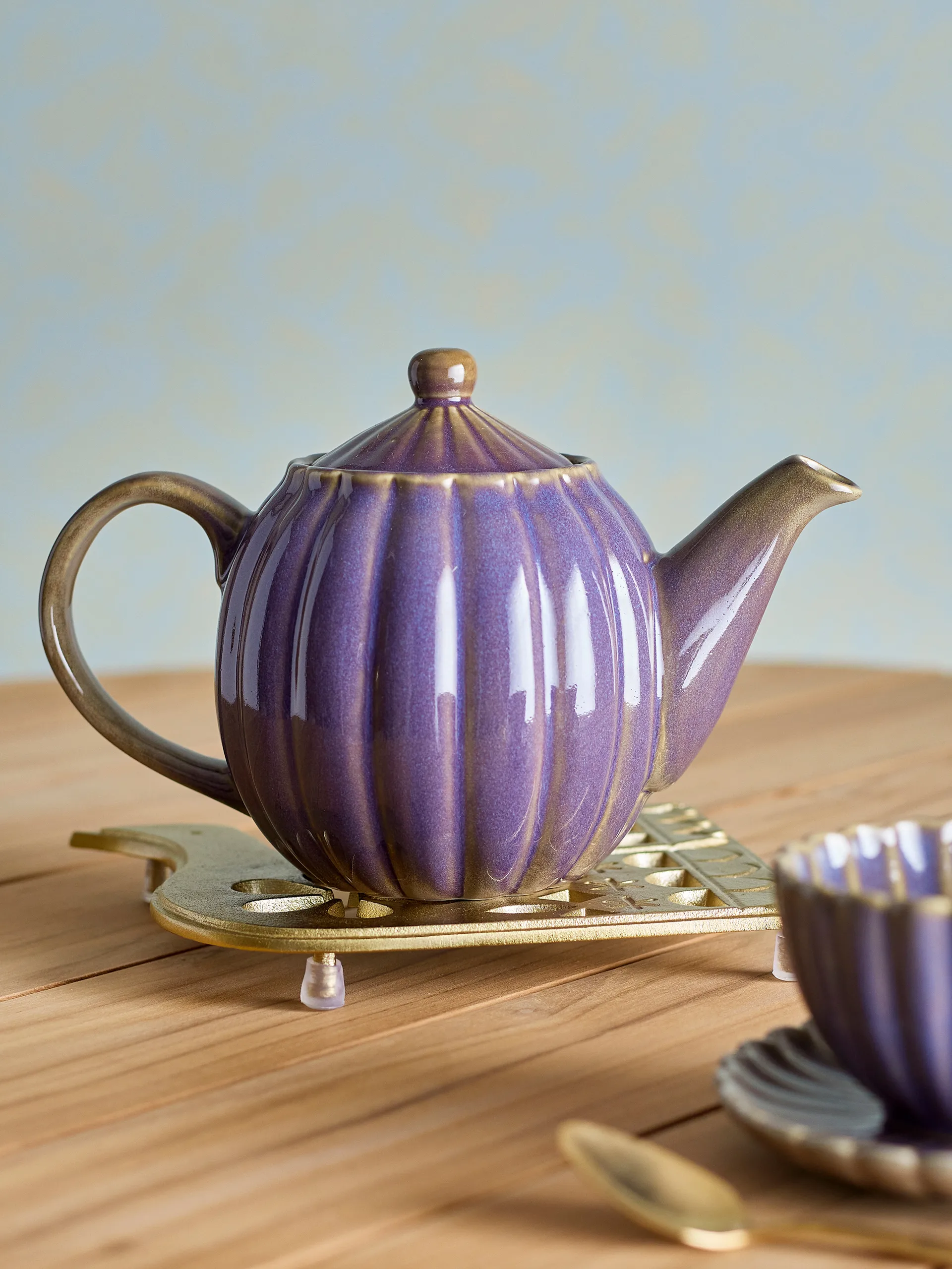 Latina theepot 1,085 L, Purple Bloomingville