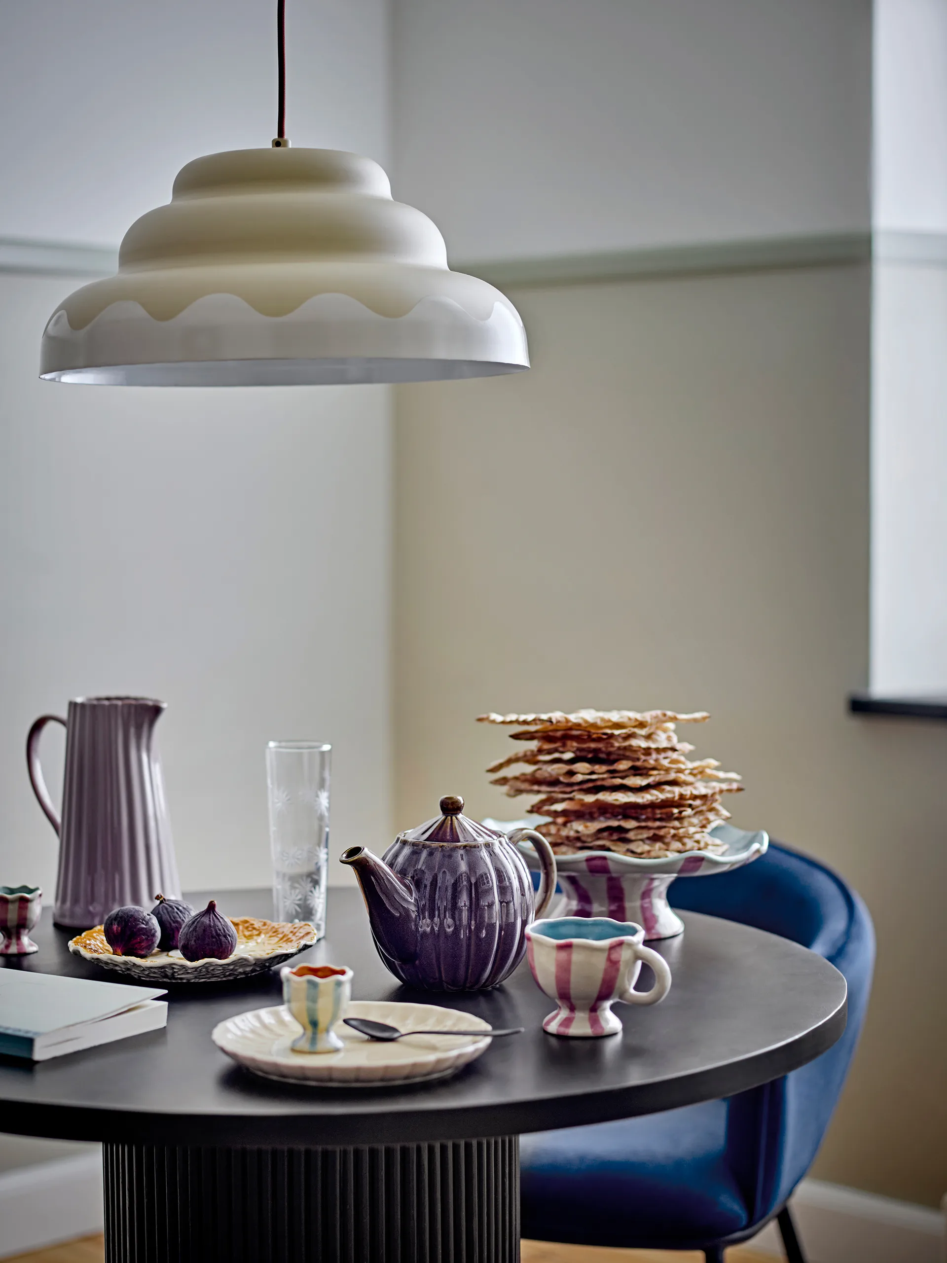 Latina theepot 1,085 L, Purple Bloomingville