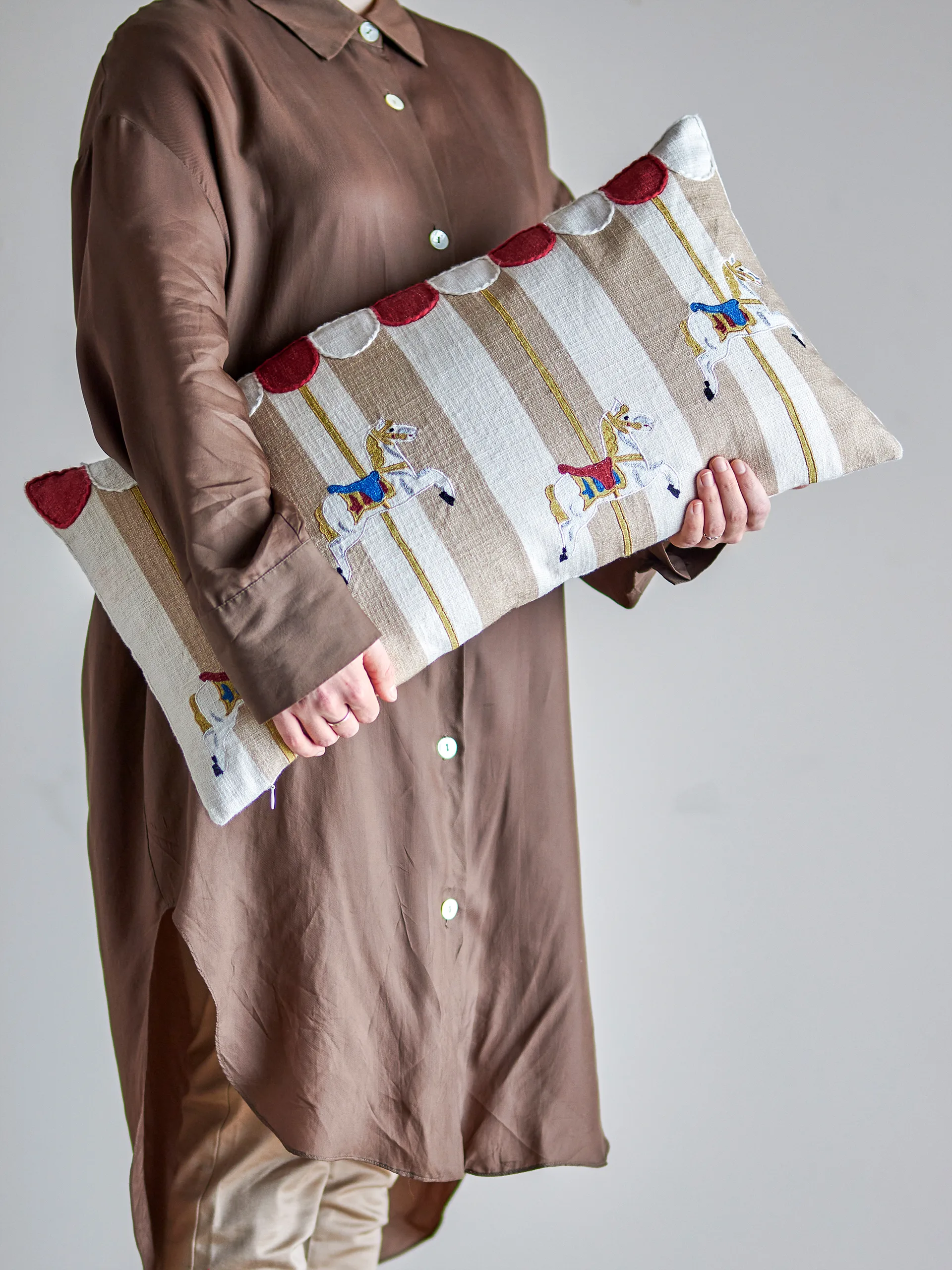 Merry-go-round kussen 30x60 cm, Natuur Bloomingville