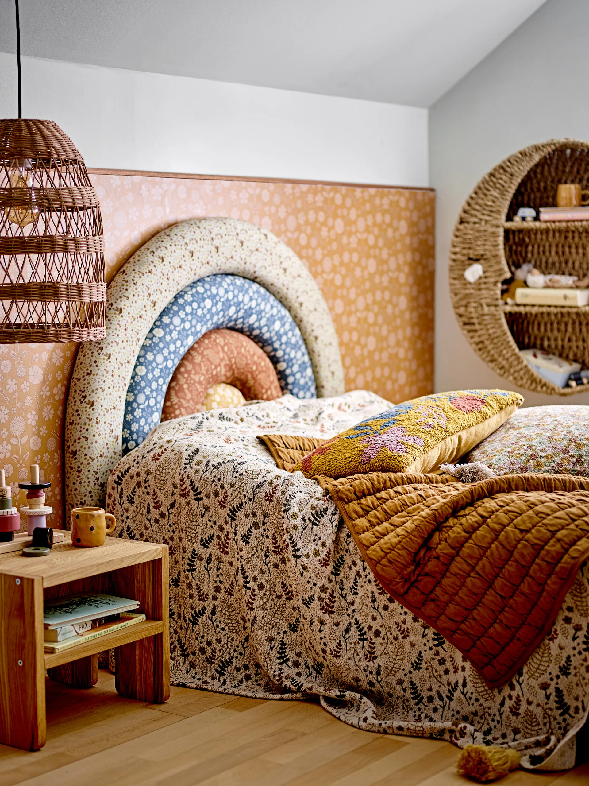 Moony wandrek Ø65 cm, Maan Bloomingville