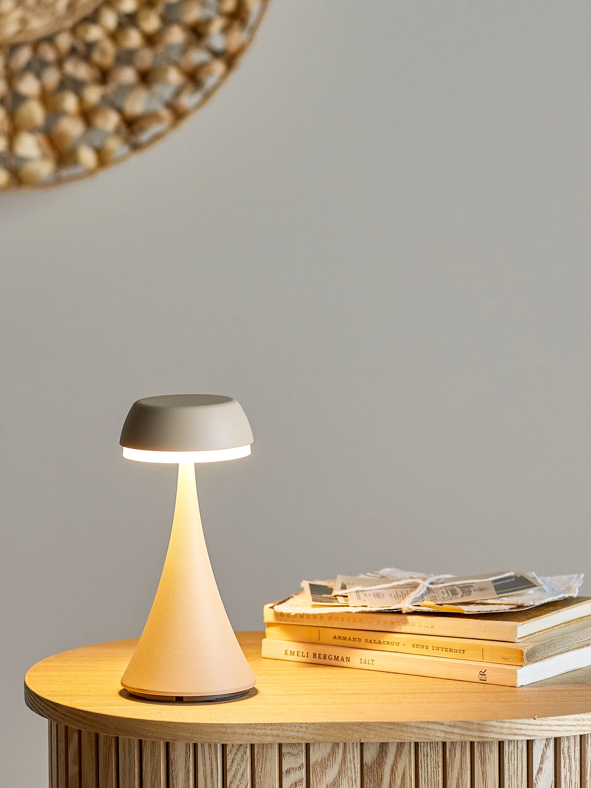 Pepple draagbare tafellamp, Natuur Bloomingville