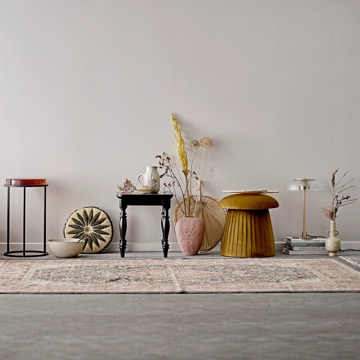 Roberta poef, Bruin Bloomingville