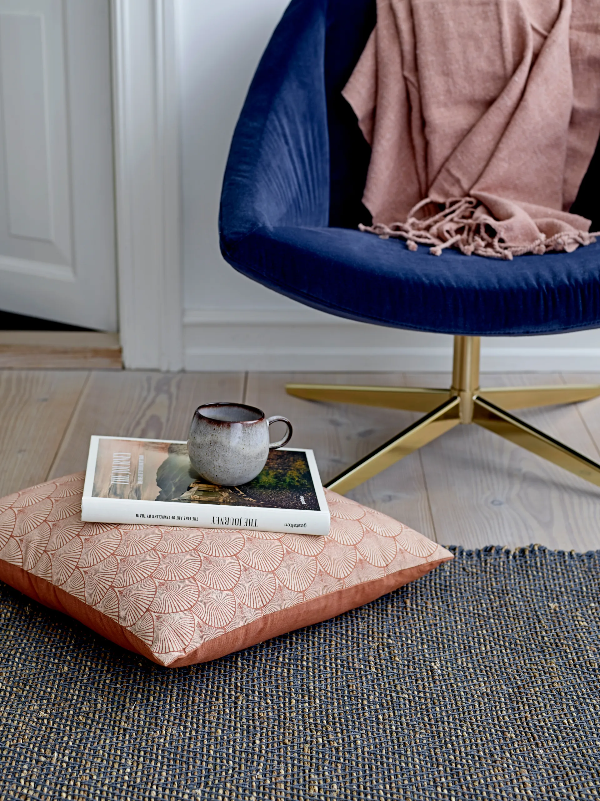 Sandrine mok 9,5 cm, lichtgrijs Bloomingville