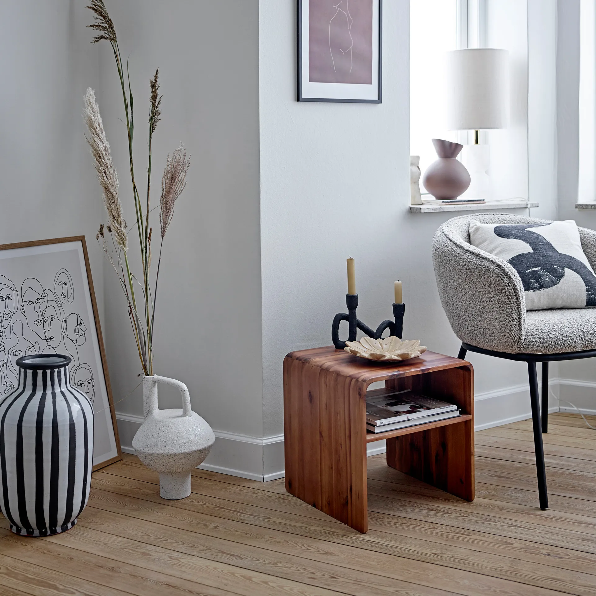 Schila vaas terracotta 44 cm, Zwart-wit Bloomingville