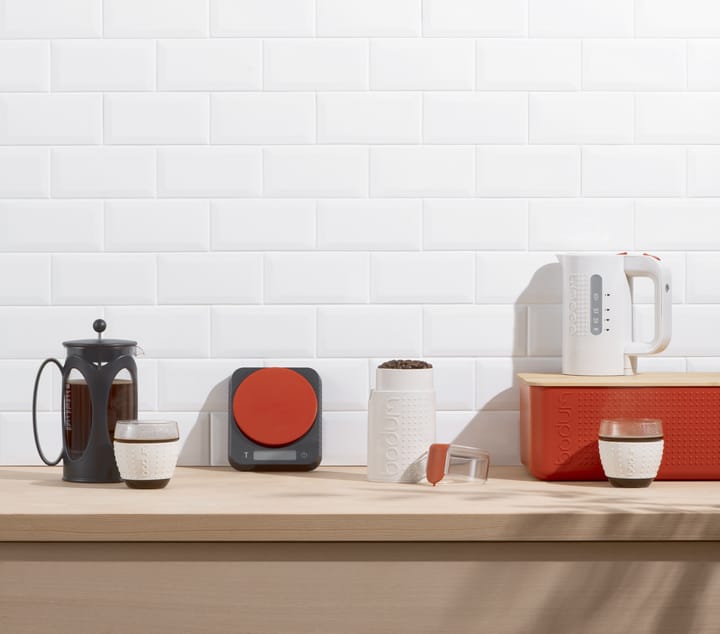 Bistro keukenweegschaal 13x15,7 cm, Zwart-rood Bodum