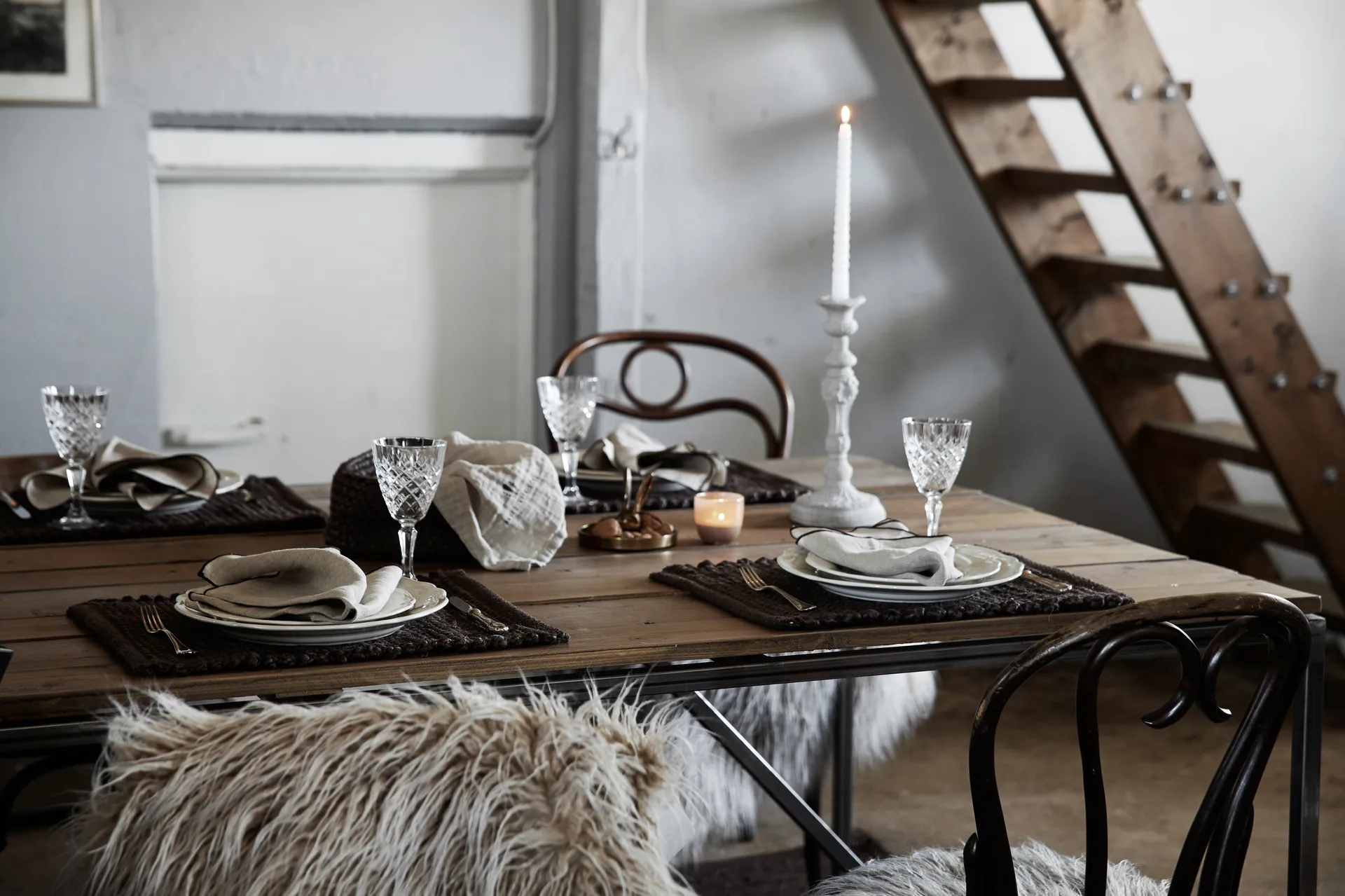 Dolly stoelkussen Ø35 cm, Bruin Boel & Jan