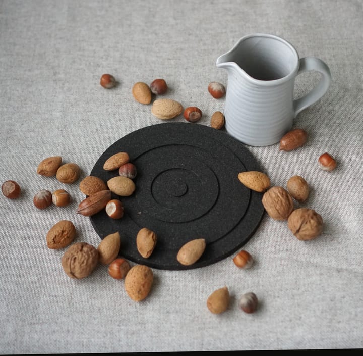 Circle ronde pannenonderzetter Ø20 cm, Zwart Born In Sweden