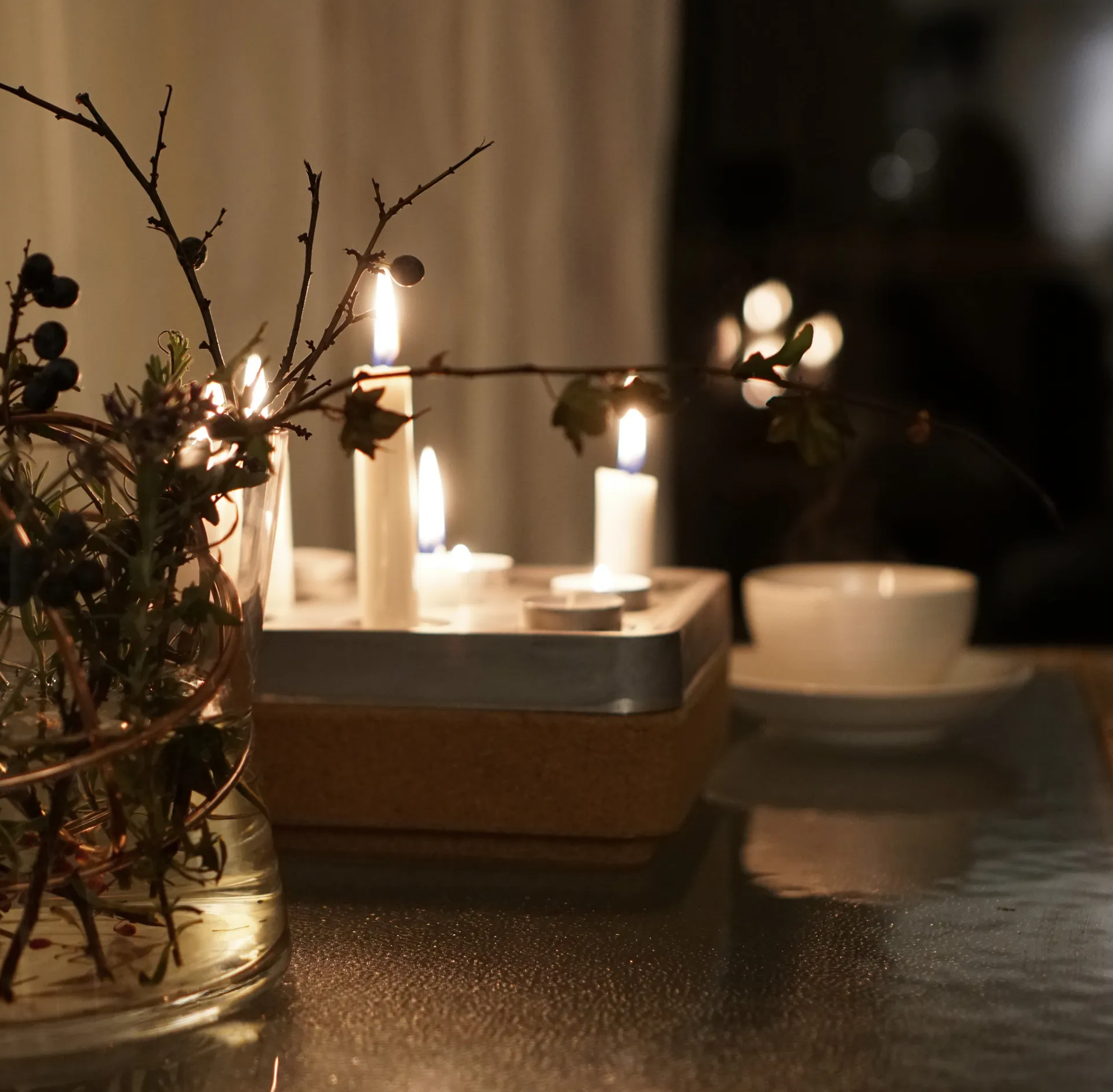 Stumpastaken kaarsenhouder, klein Born In Sweden