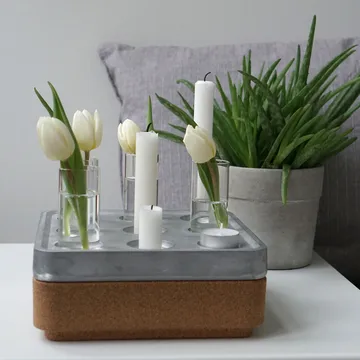 Stumpastaken Small geschenkset - Zwart – kurken schaal zwart – 4-pack vazen – lucifers - Born In Sweden