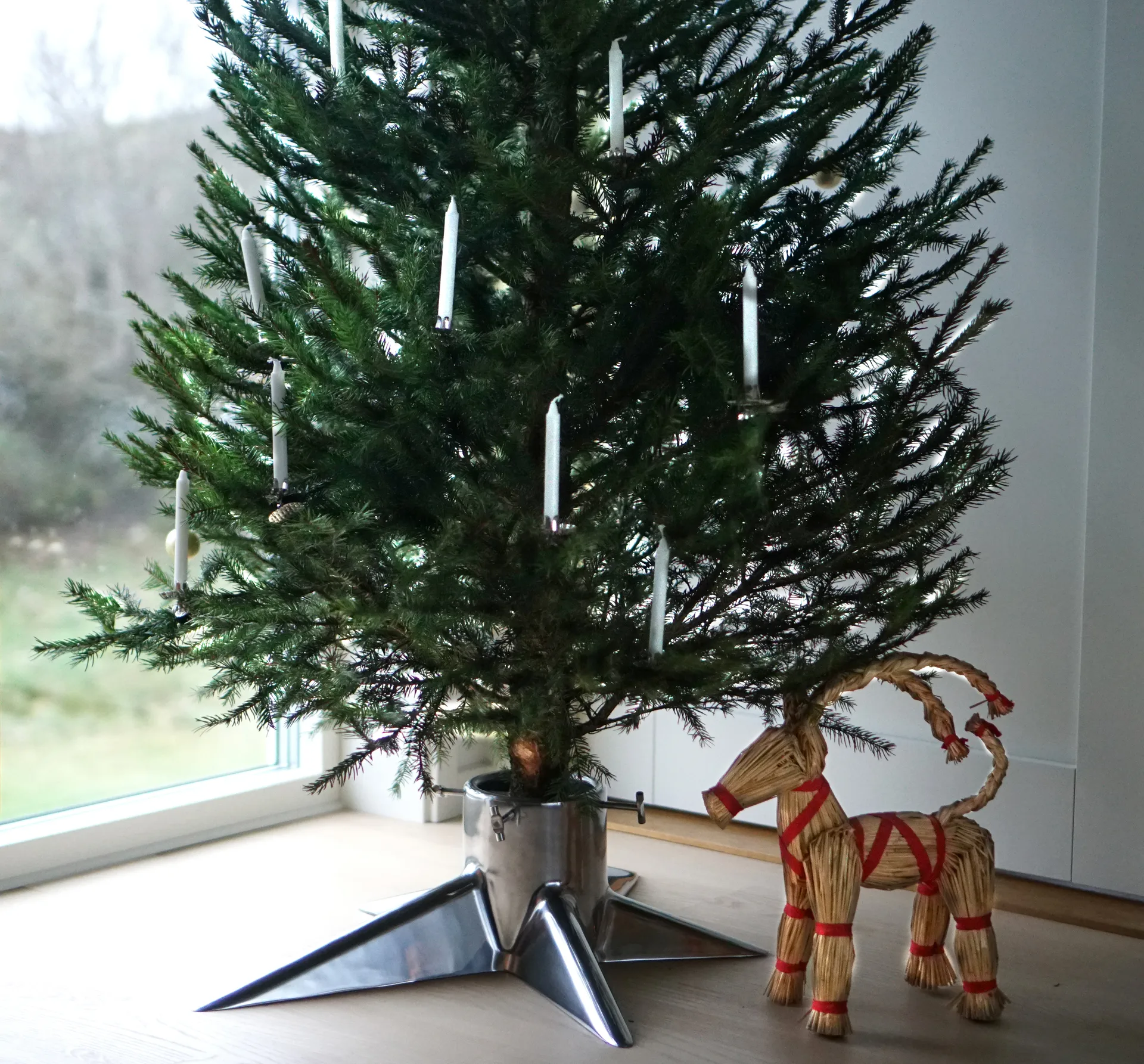 Xmas kerstboomstandaard, aluminium Born In Sweden