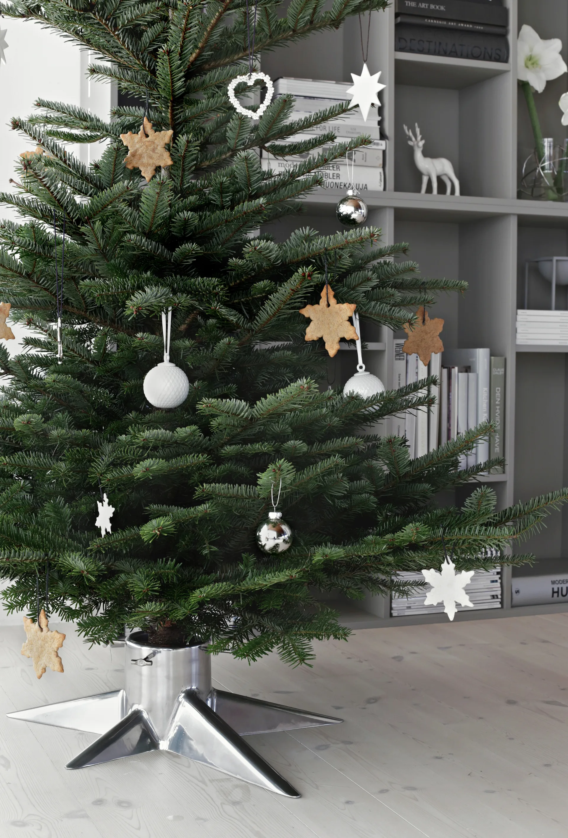 Xmas kerstboomstandaard, aluminium Born In Sweden