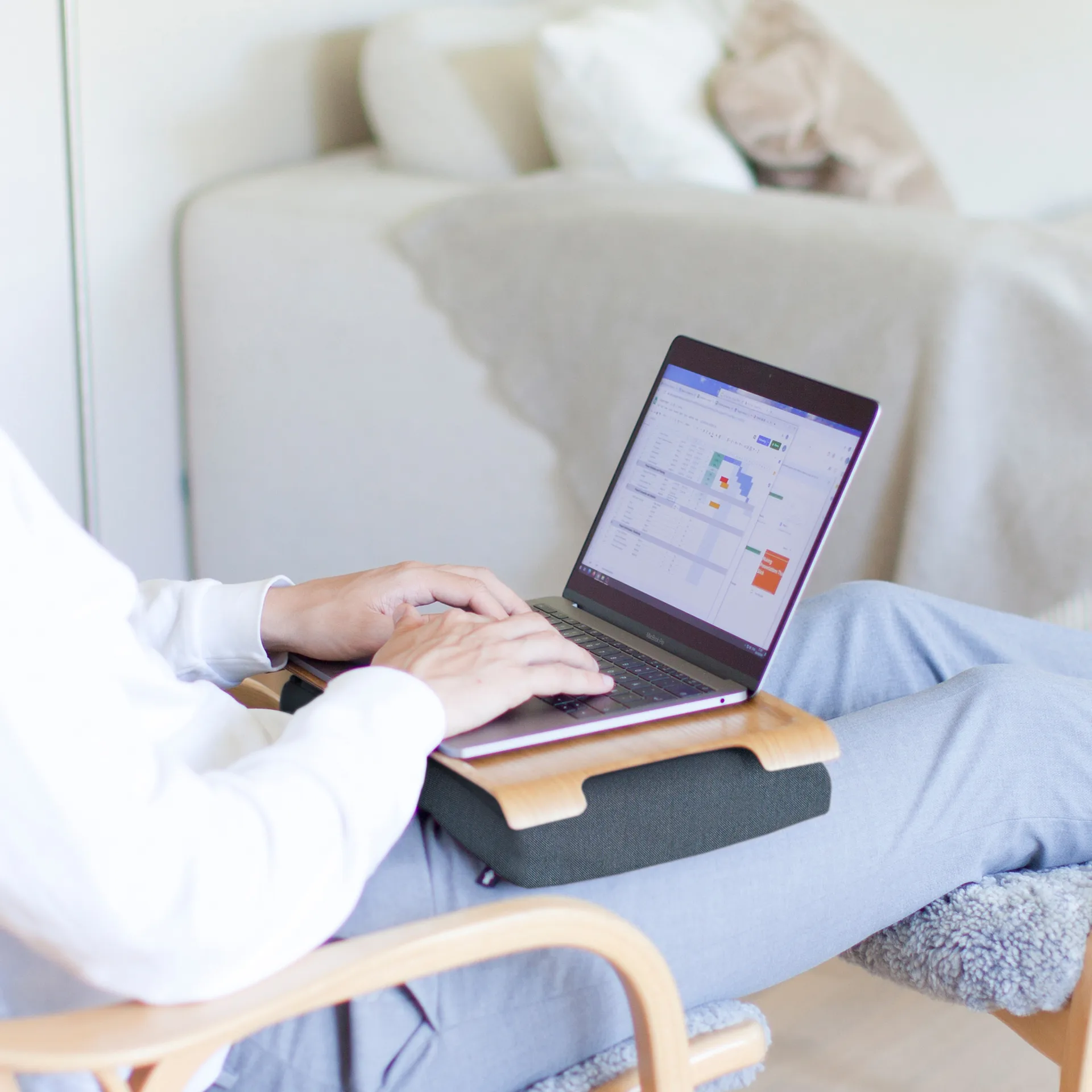 Dienbladkussen mini, Wilgenhout-zout & peper grijs Bosign