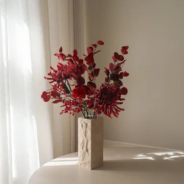 Berry drama kunstboeket - Spinnenchrysant, anjer, eucalyptus, 84 cm - Botané