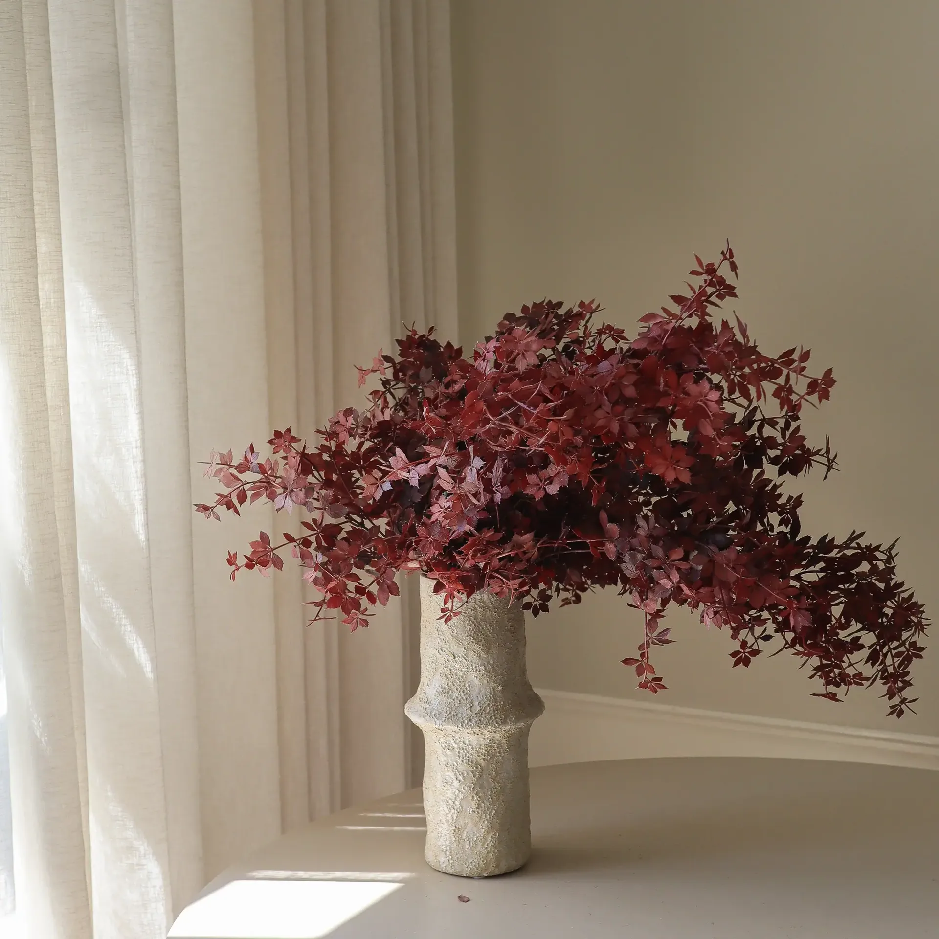 Burgundy Maple Branch kunstboeket, 107 cm, 4 stuks Botané
